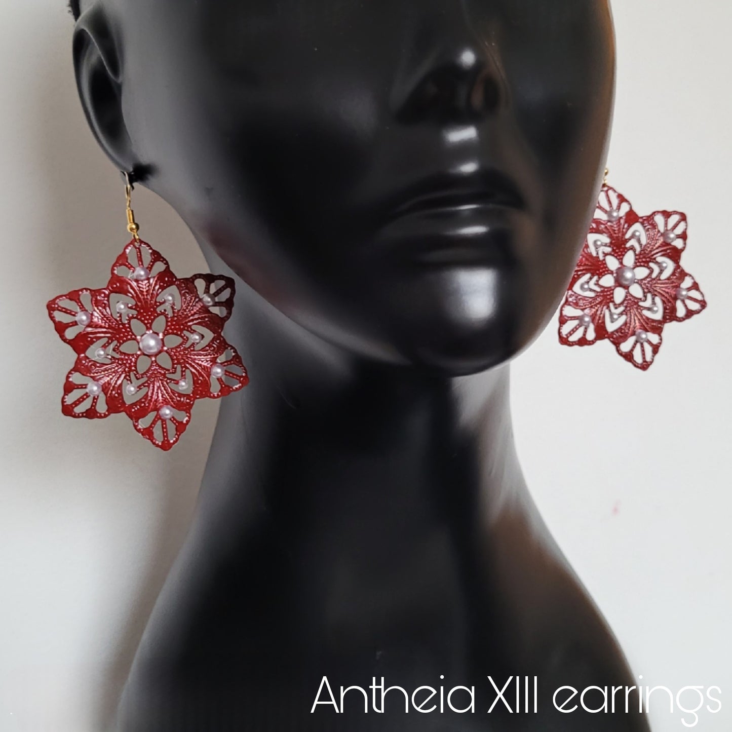 Deusa ex Machina collection: The Antheia earrings