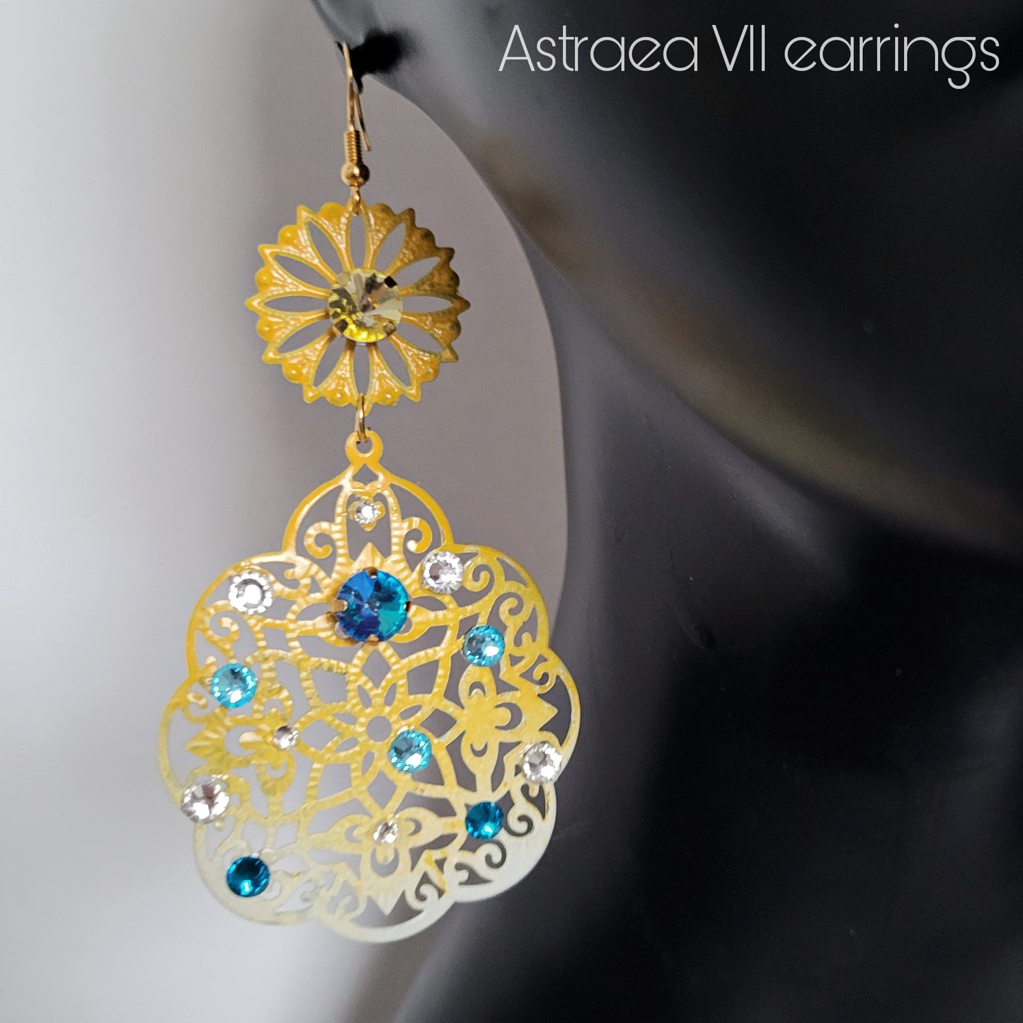 Deusa ex Machina collection: The Astraea earrings