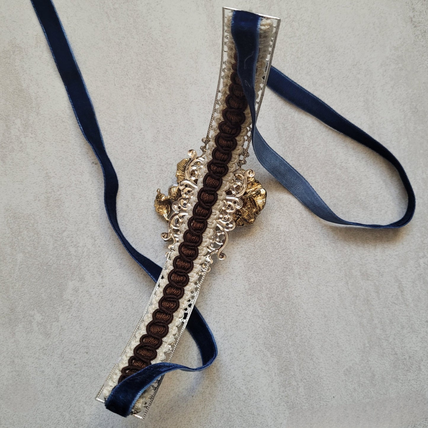 WhatEver collection: The Blaue Blume metal choker with a crystal encrusted blue flower and glass crystals