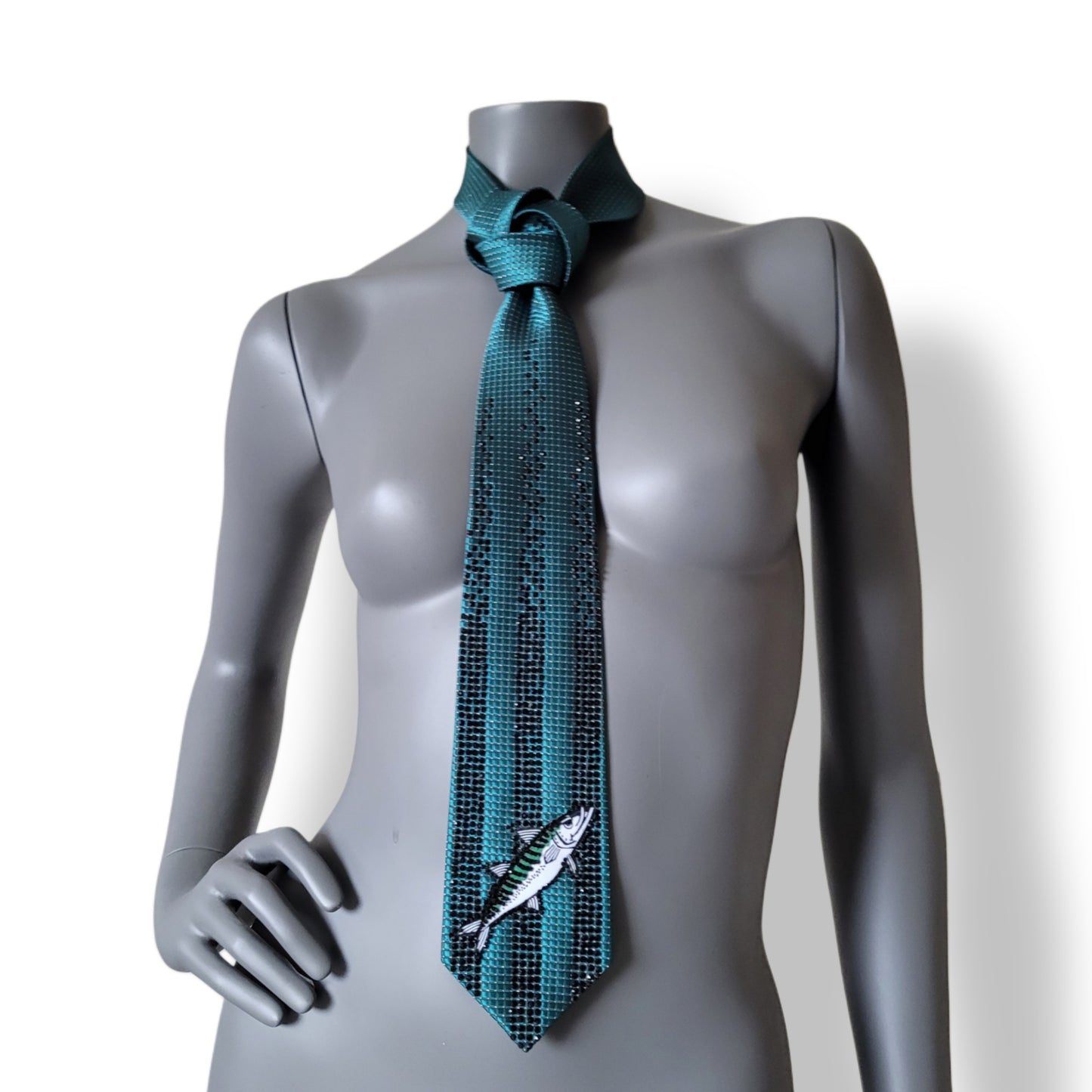 Sportmania collection: De' la GAIS tie, Swedish football (soccer) supporter necktie with 1500 sparkling glass crystals. MADE TO ORDER, 4 weeks delivery time