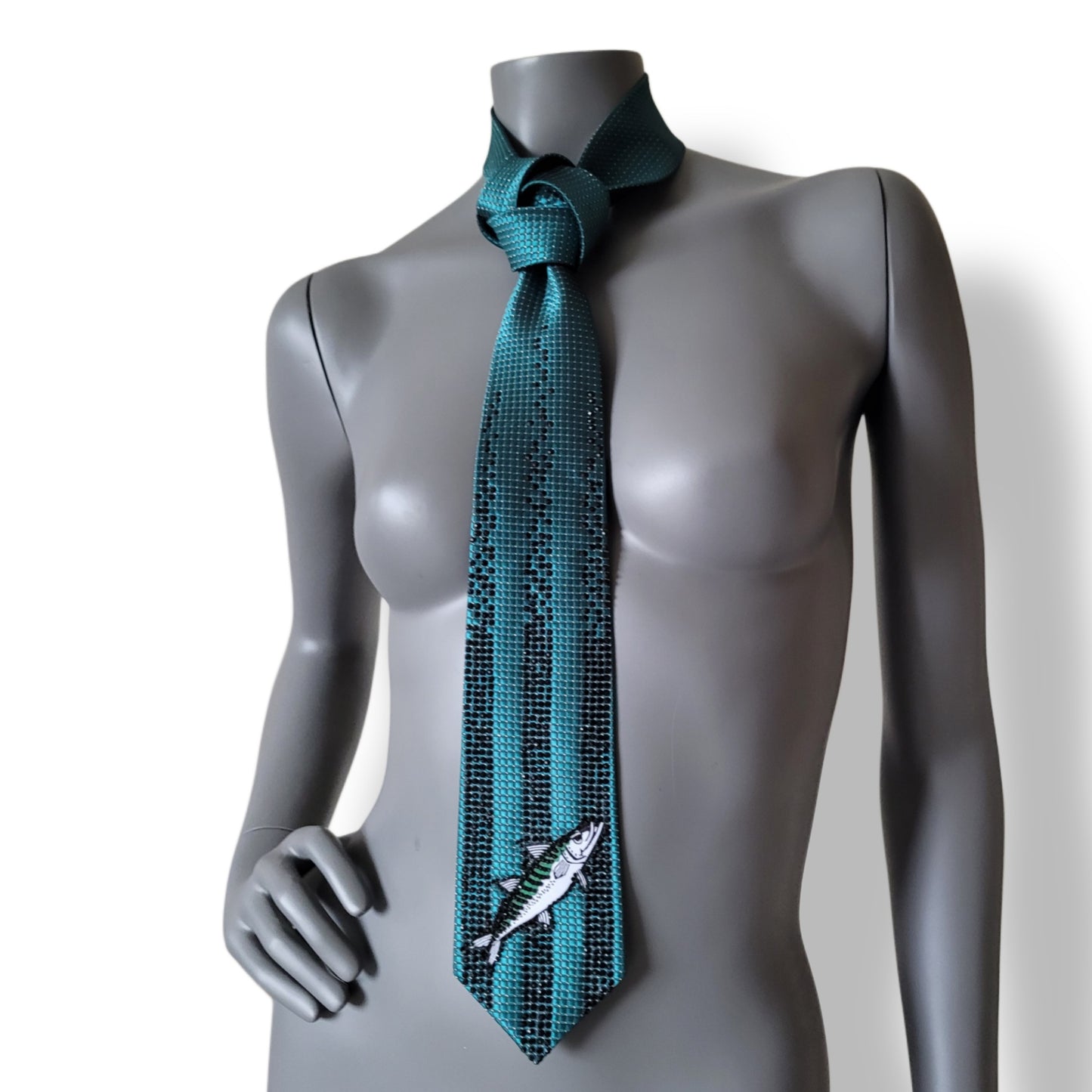 Sportmania collection: De' la GAIS tie, Swedish football (soccer) supporter necktie with 1500 sparkling glass crystals. MADE TO ORDER, 4 weeks delivery time