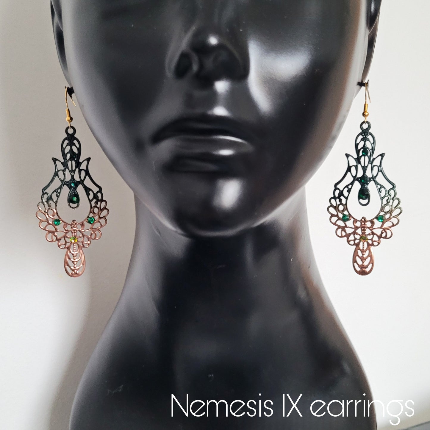 Deusa ex Machina collection: The Nemesis earrings