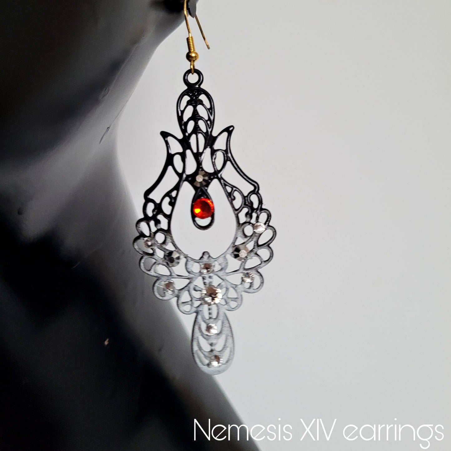 Deusa ex Machina collection: The Nemesis earrings