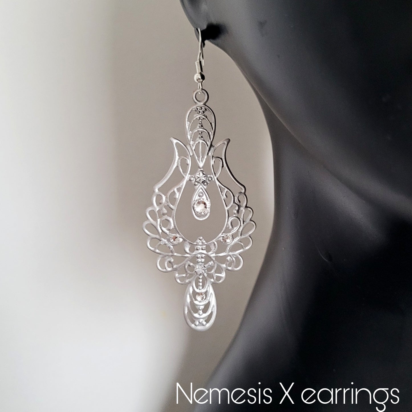 Deusa ex Machina collection: The Nemesis earrings