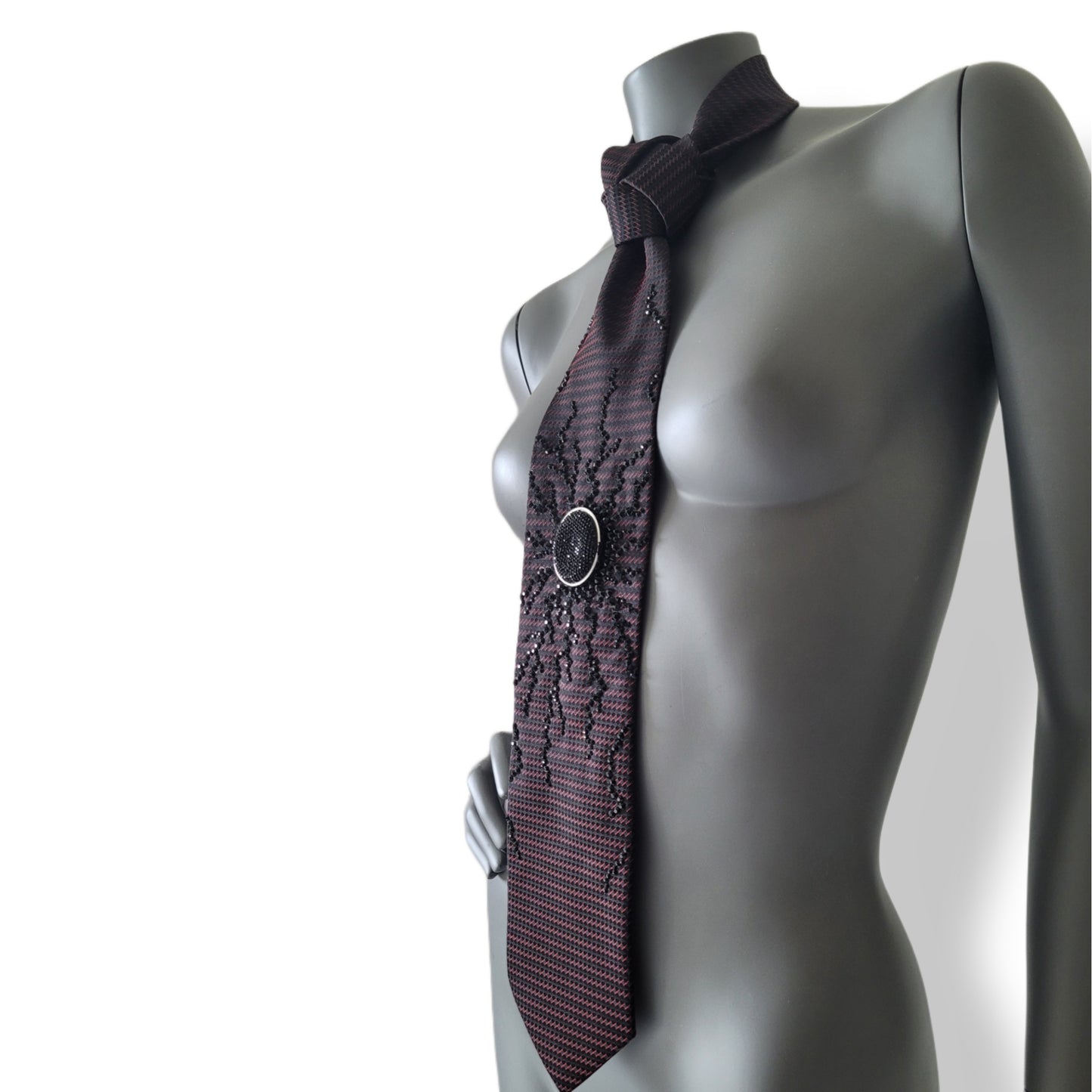Origin collection: The Origin V tie, vintage necktie with black glass crystals