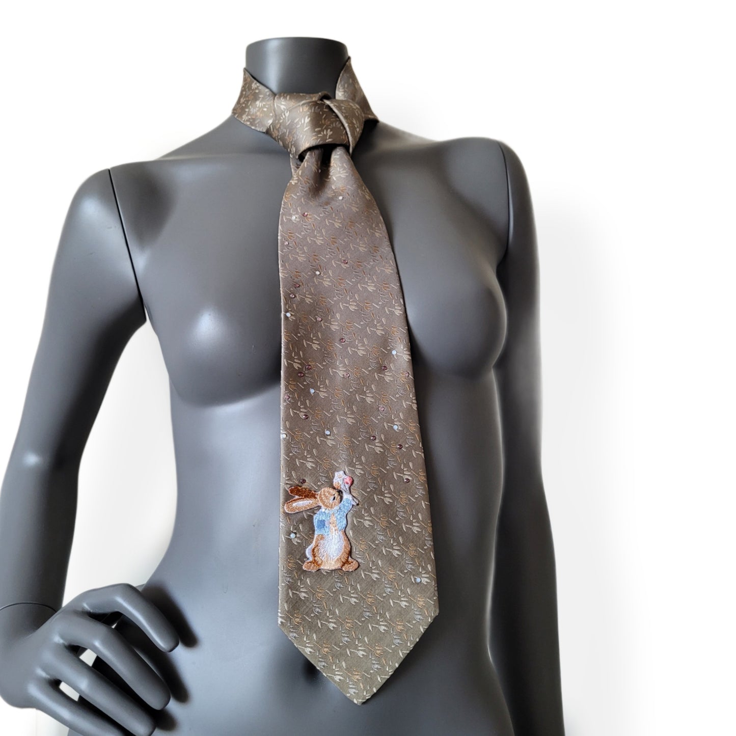 Pastel Bunnies collection, Easter 2025 edition: Pastel Bunny 3 tie, vintage light grayish brown or dark beige pure silk necktie with floral print, shimmering glass crystals and a bunny applique