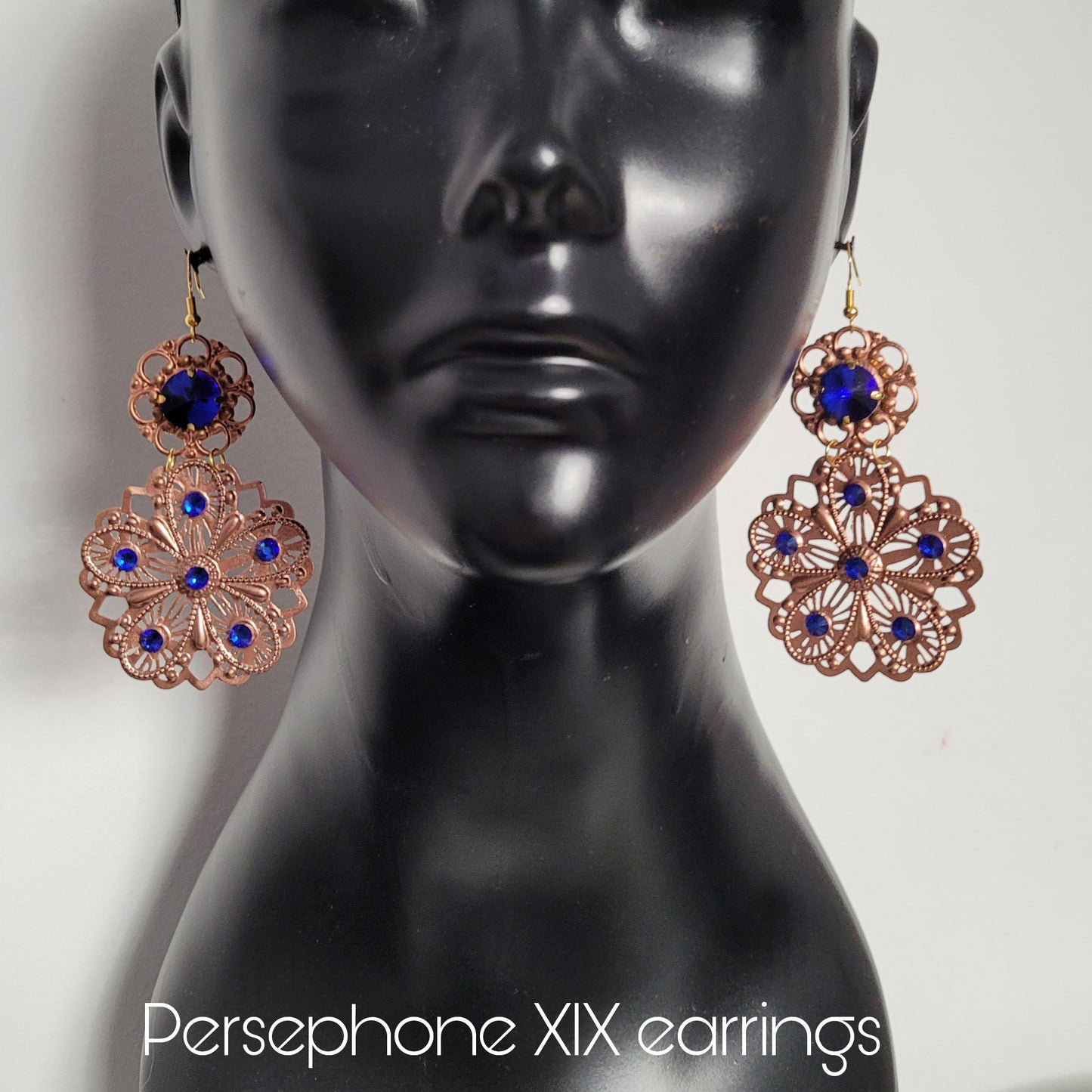 Deusa ex Machina collection: The Persephone earrings