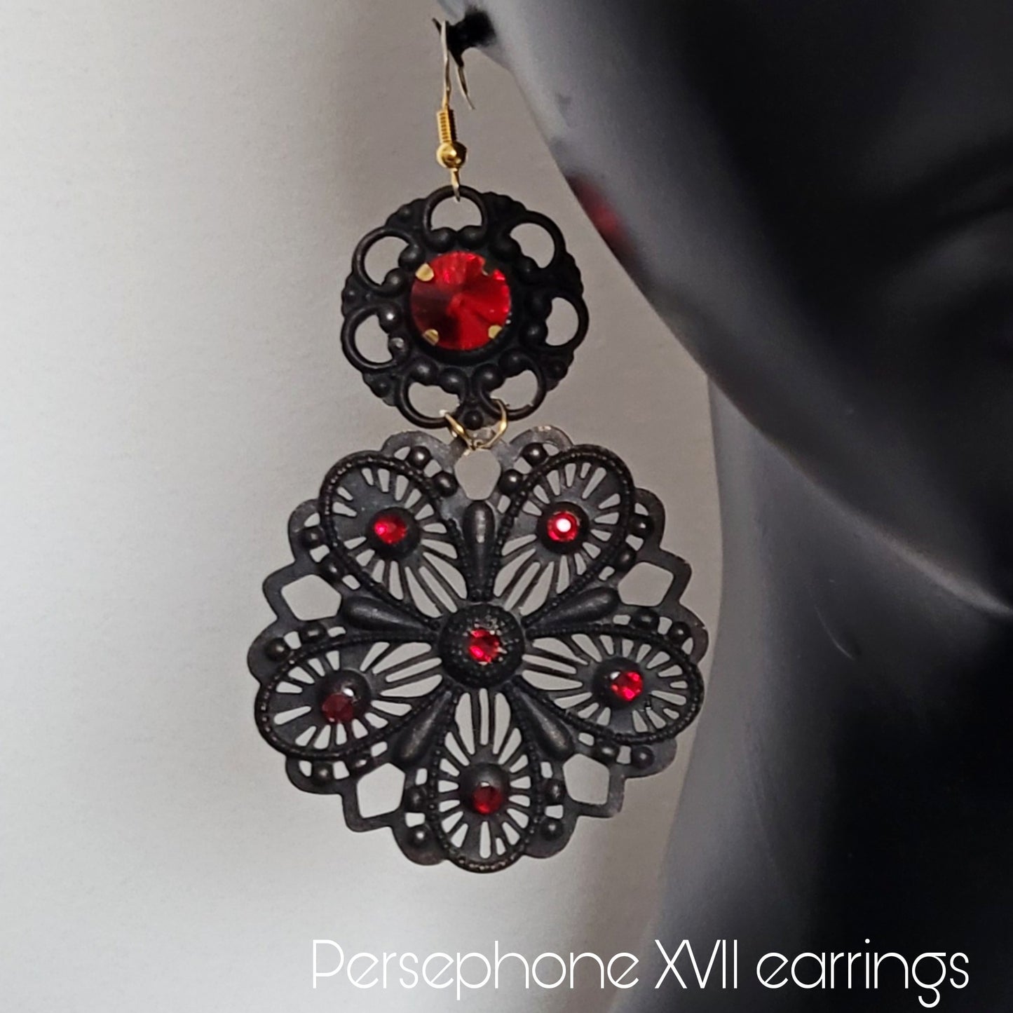 Deusa ex Machina collection: The Persephone earrings