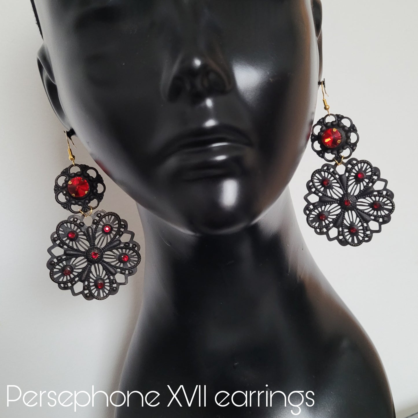 Deusa ex Machina collection: The Persephone earrings