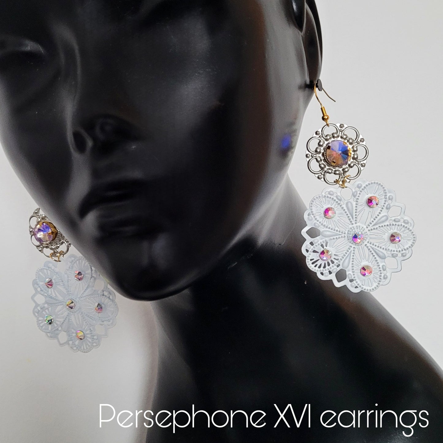 Deusa ex Machina collection: The Persephone earrings