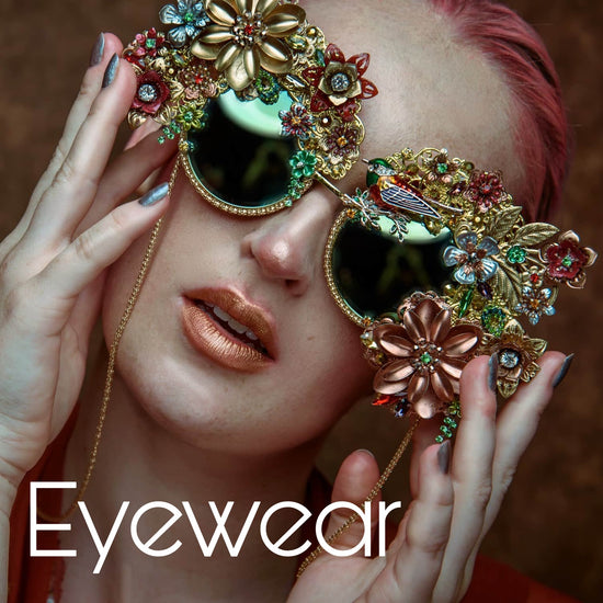 The Early Bird couture sunglasses by artist Viveka Gren. Photographer Sanne Verheij van Bergenhenegouwen.