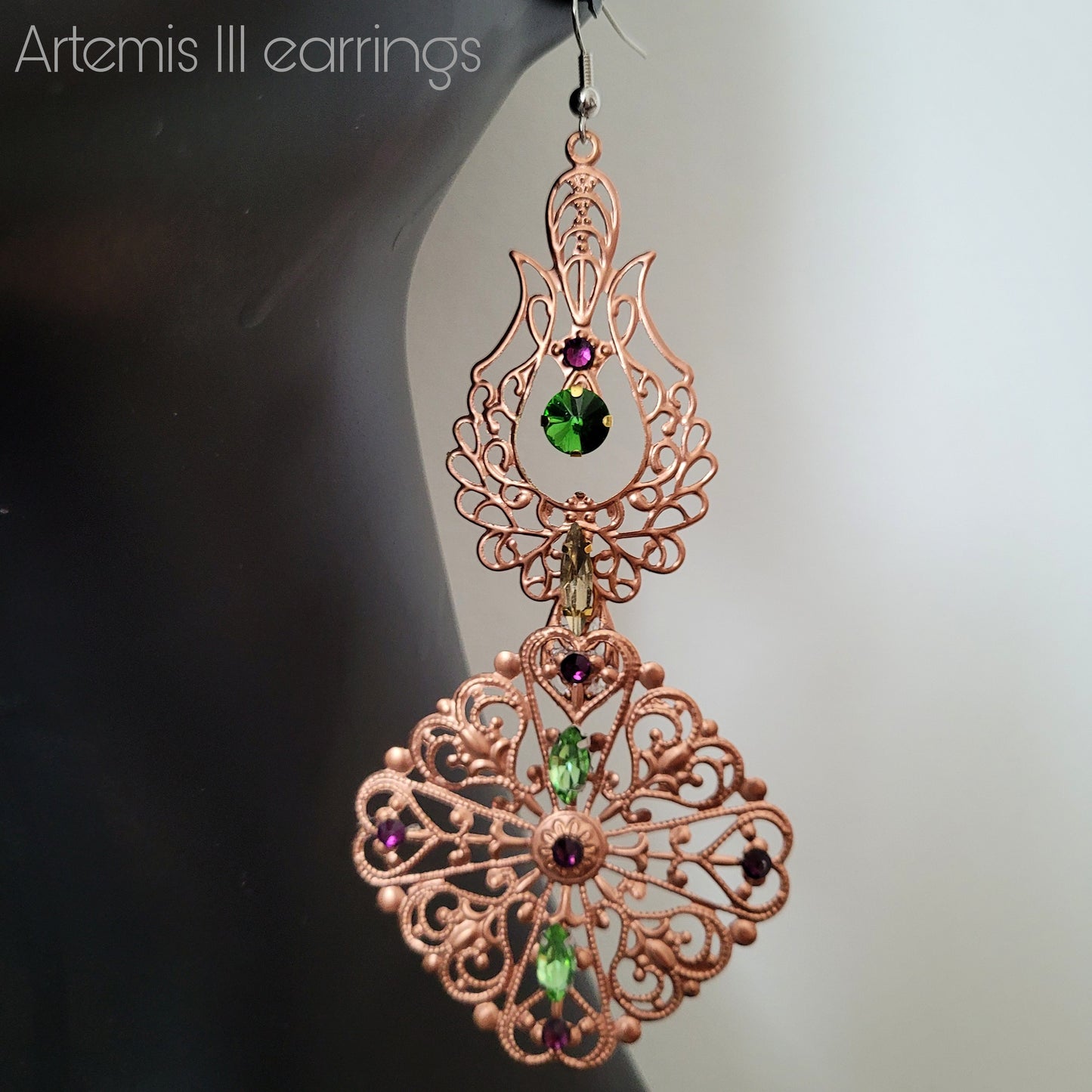 Deusa ex Machina collection: The Artemis earrings