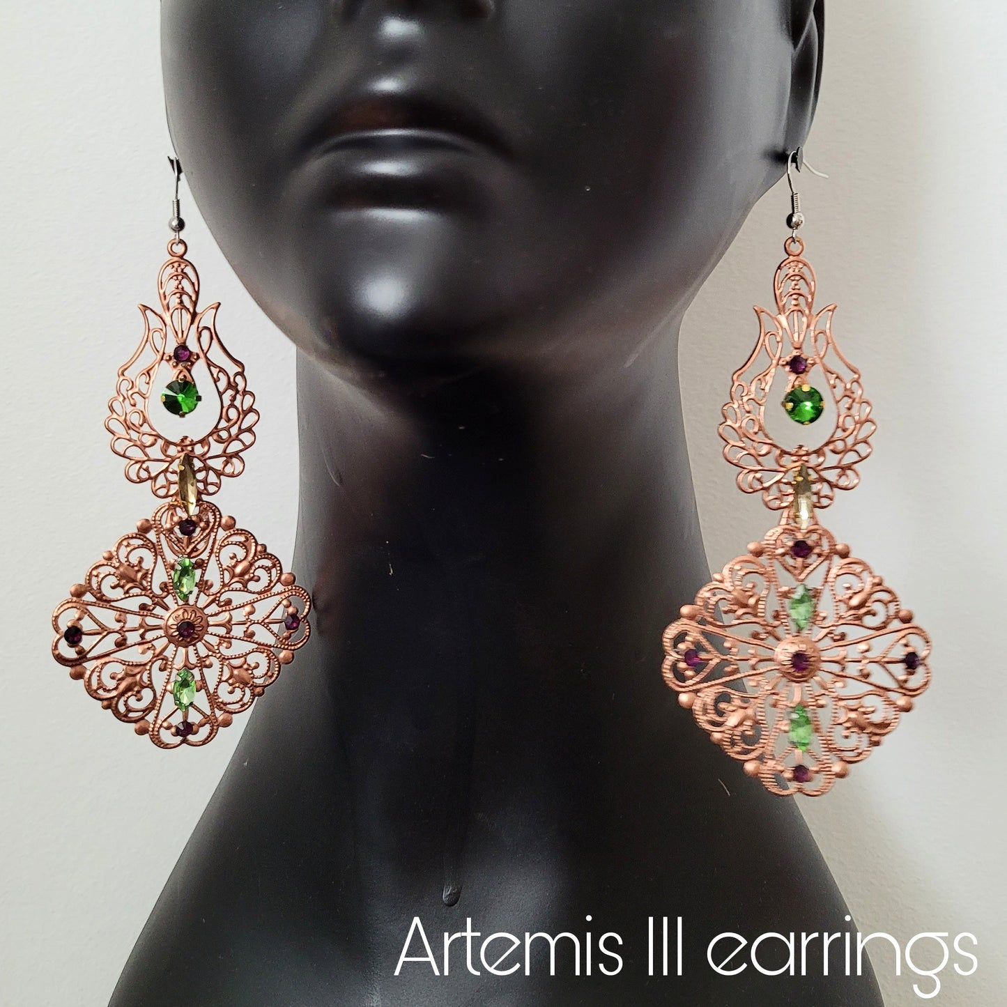 Deusa ex Machina collection: The Artemis earrings