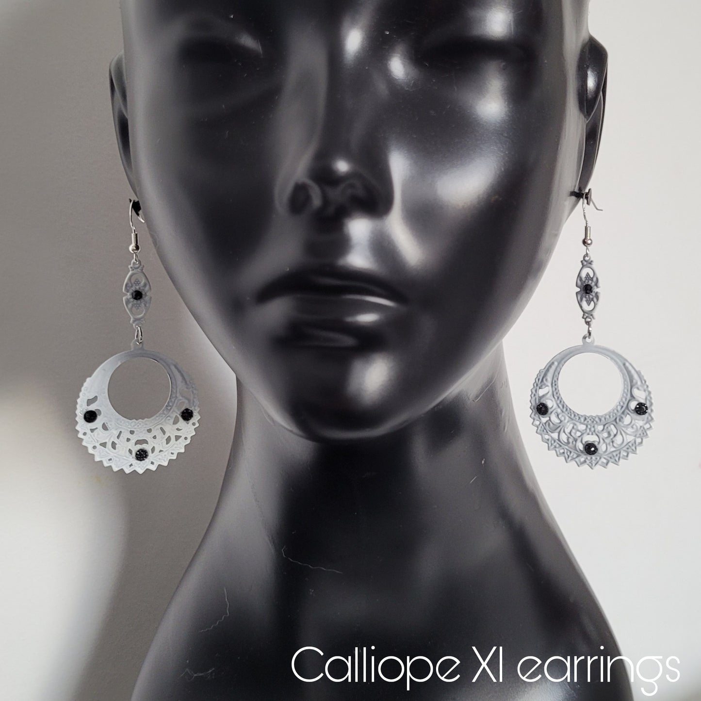 Deusa ex Machina collection: The Calliope earrings