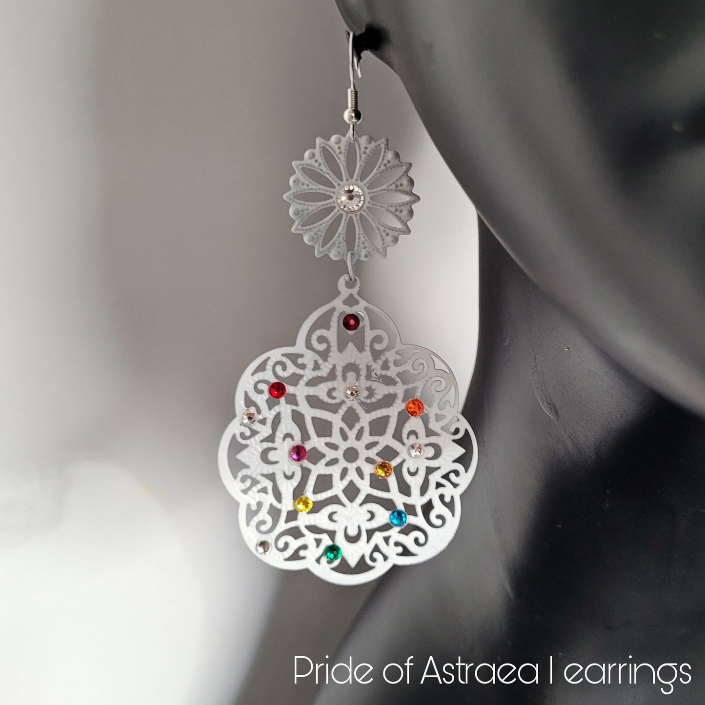 Deusa ex Machina collection: The Pride of Astraea earrings