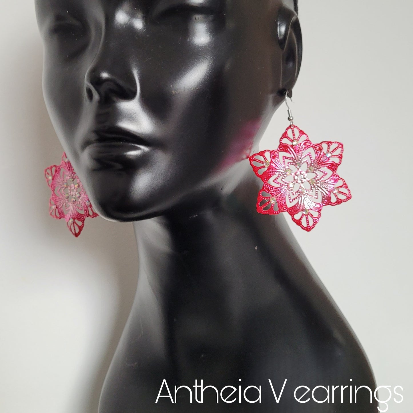 Deusa ex Machina collection: The Antheia earrings