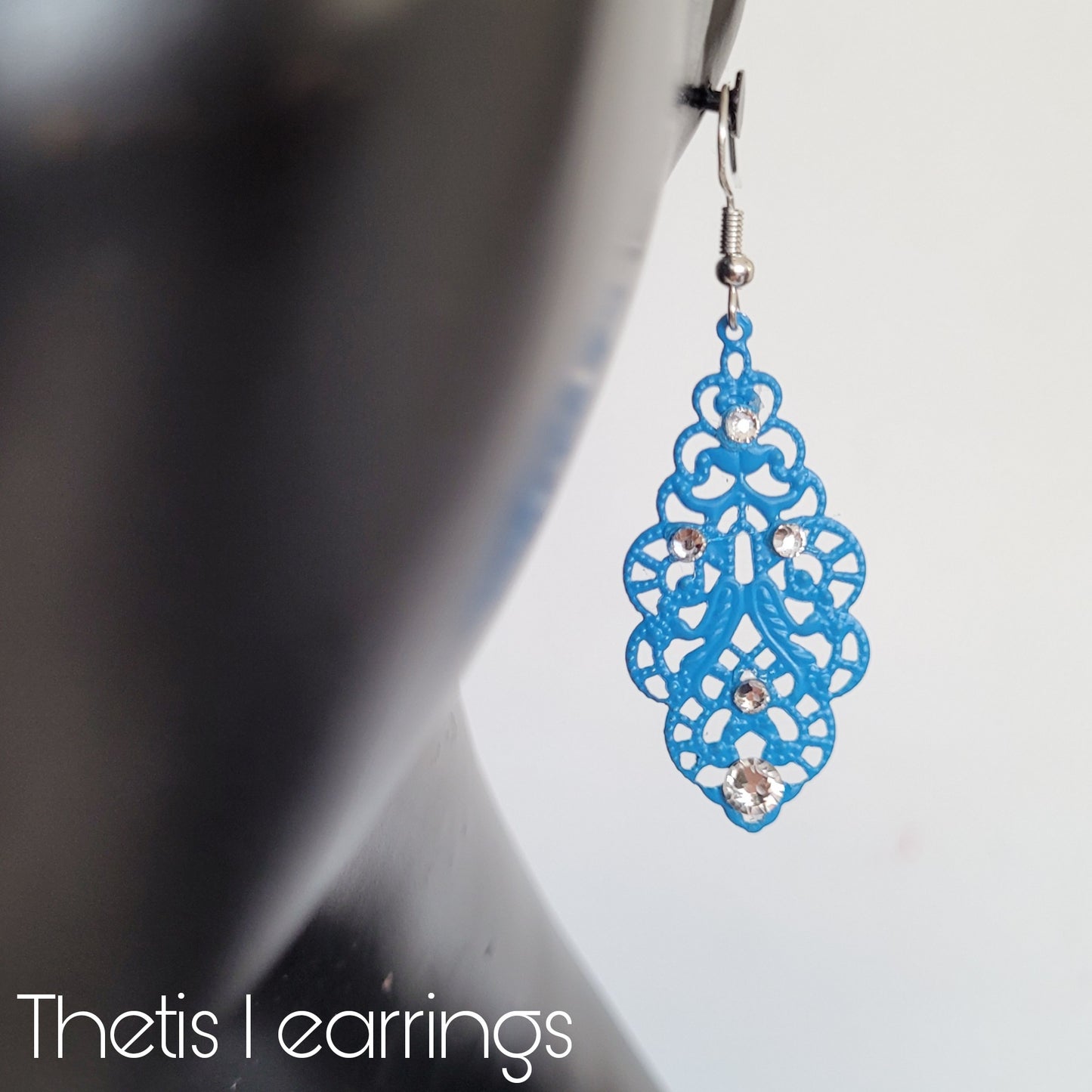 Deusa ex Machina collection: The Thetis earrings