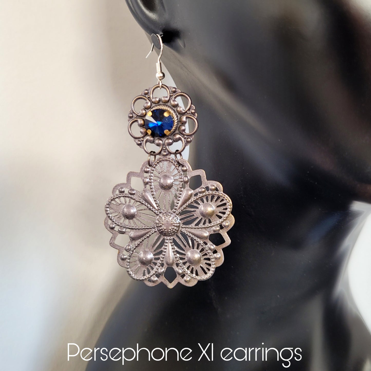 Deusa ex Machina collection: The Persephone earrings