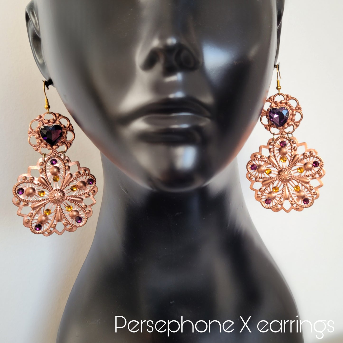 Deusa ex Machina collection: The Persephone earrings