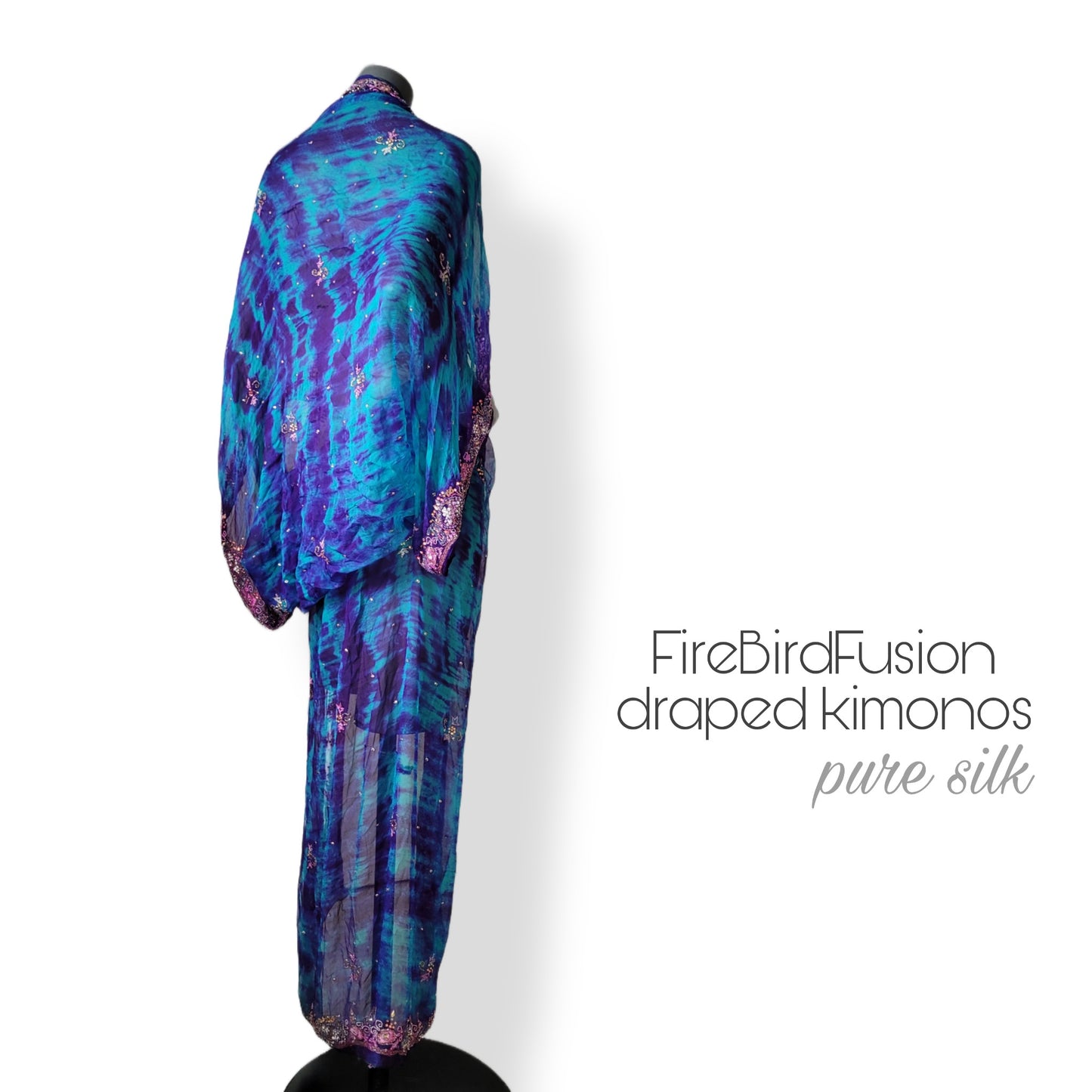 Luxurious draped kimono in pure silk, hand dyed batik in blue, purple and turqouise with stunning zardozi embroidery in lavender (L-XL)