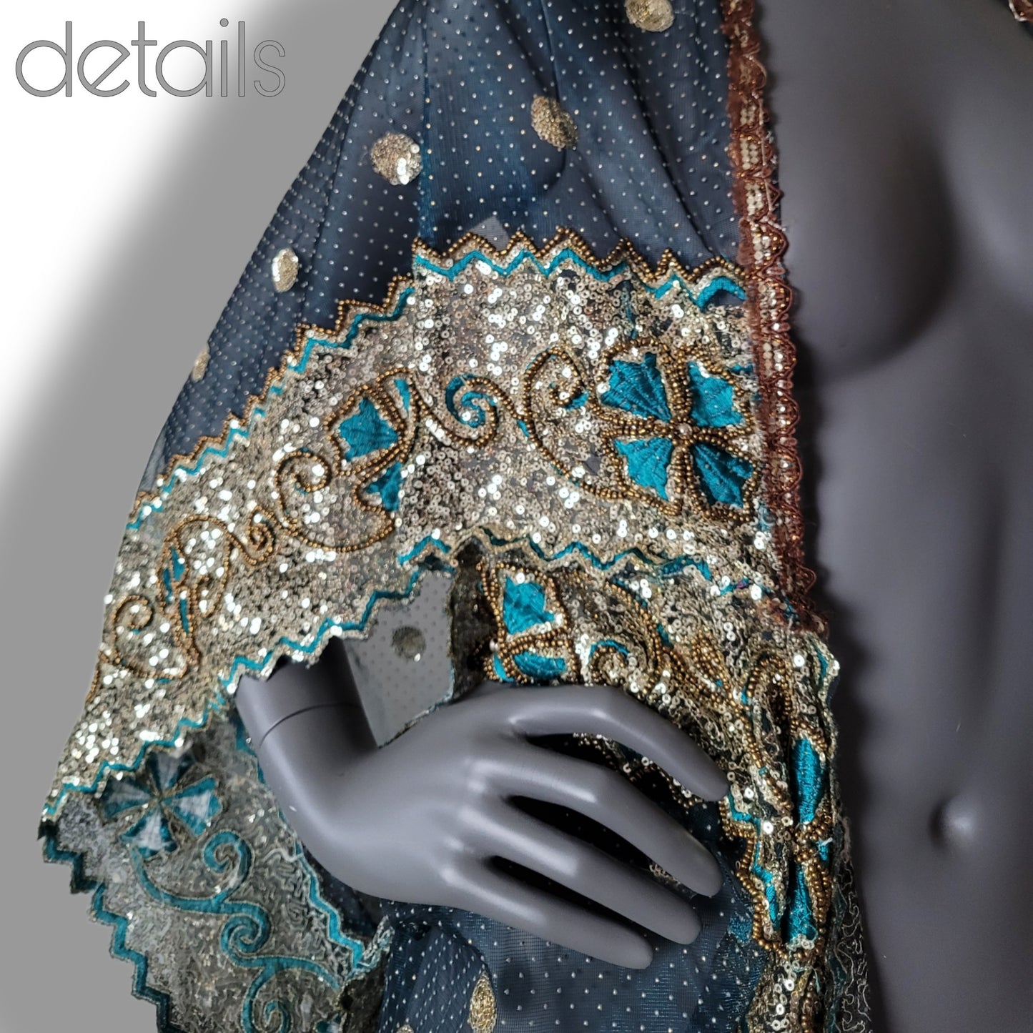 Draped kimono in stiffer net fabric, teal with beautiful heavy hand embrodery in gold and teal (M-L)