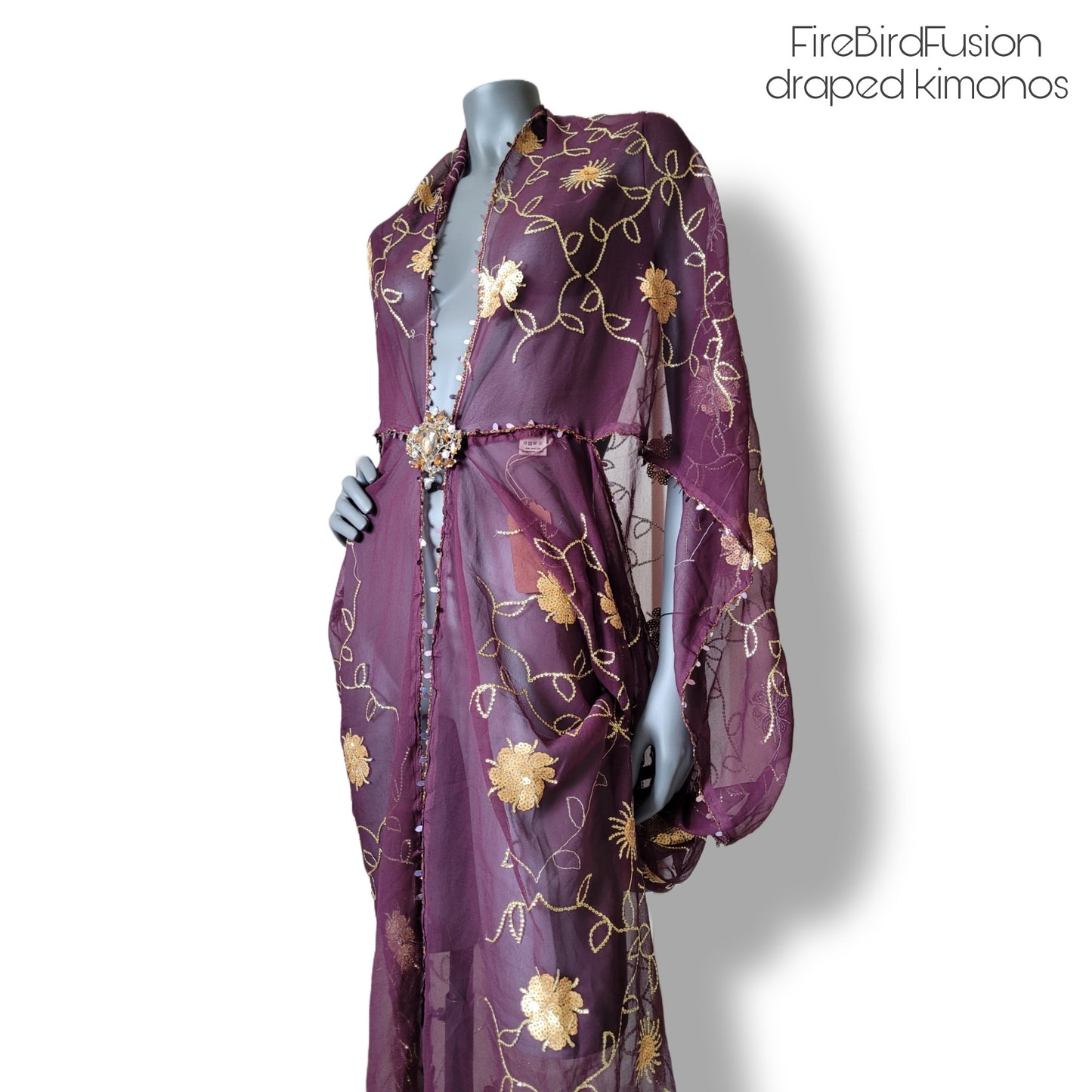 Draped kimono in plum with elaborated embrodery in gold sequins (L-XL)