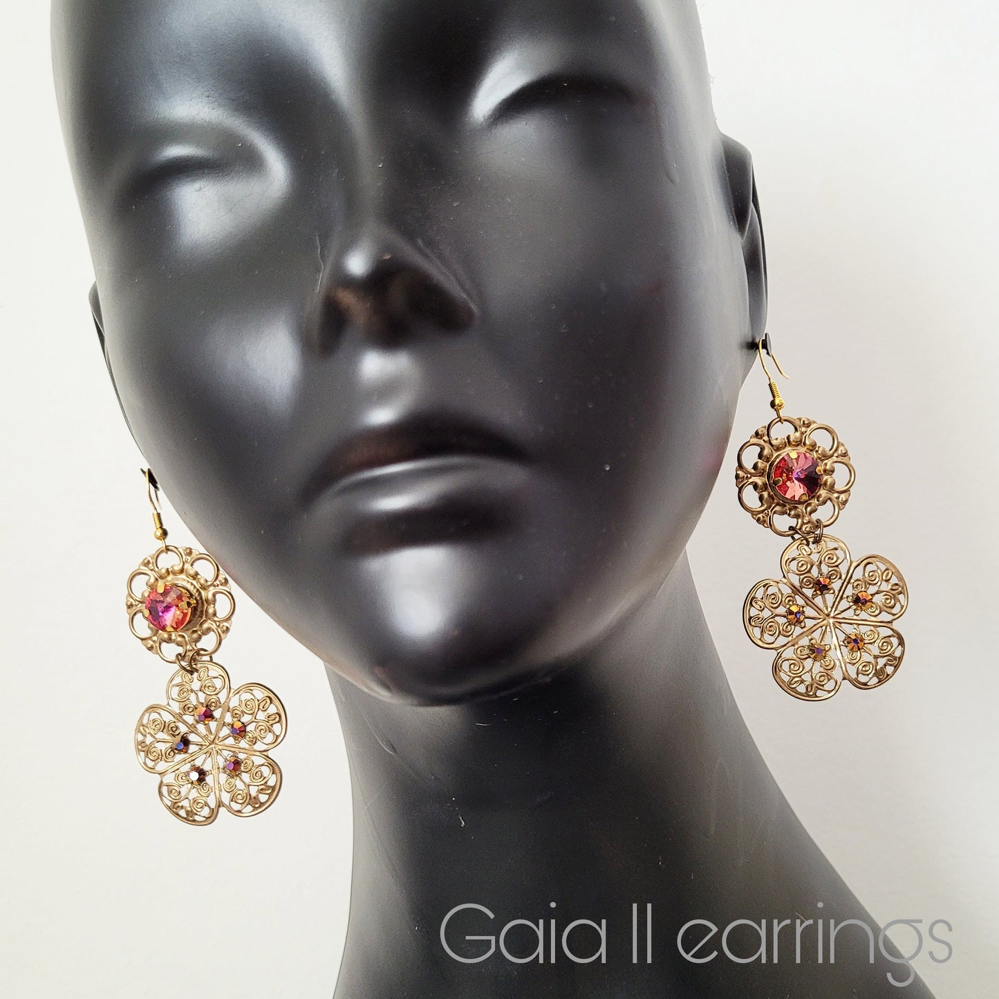 Deusa ex Machina collection: The Gaia earrings