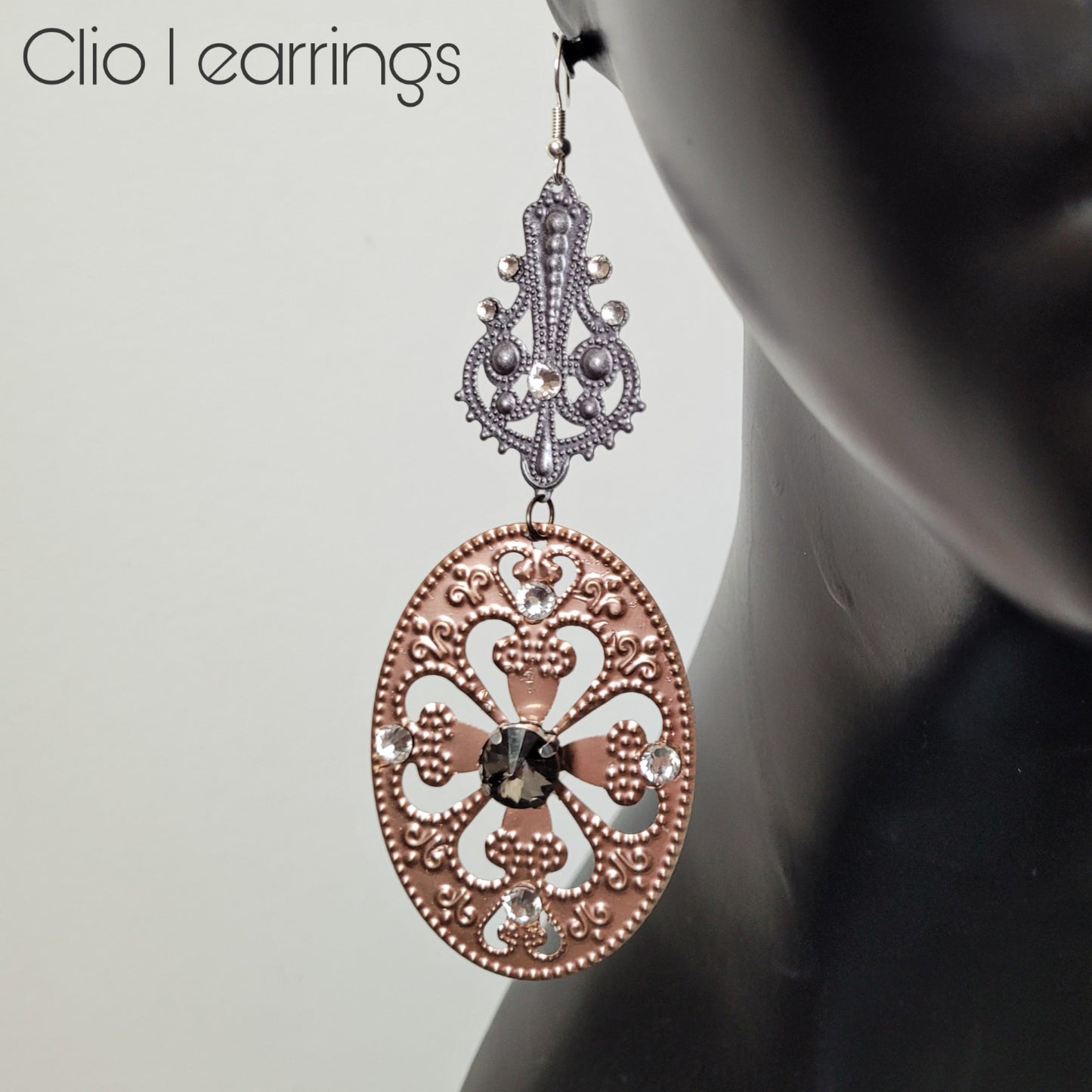 Deusa ex Machina collection: The Clio earrings