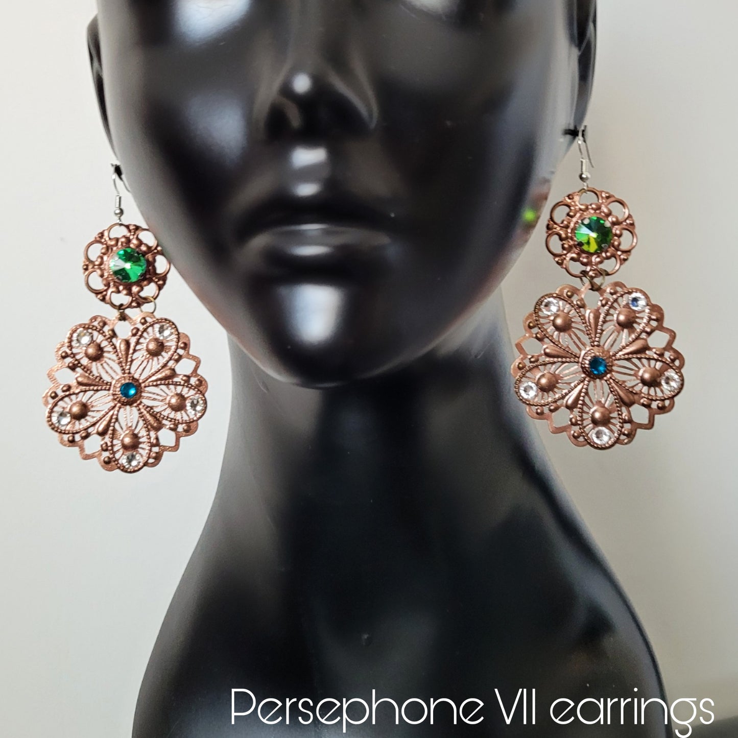 Deusa ex Machina collection: The Persephone earrings