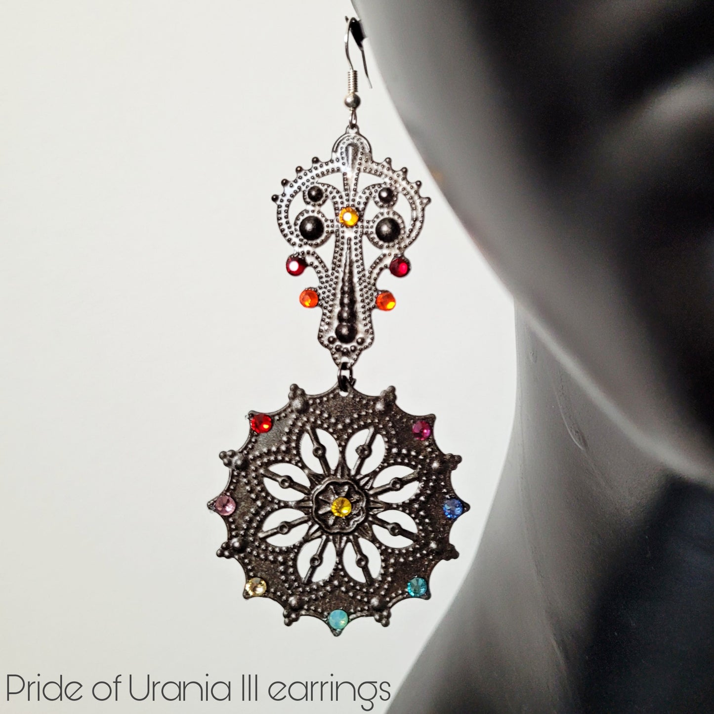 Deusa ex Machina collection: The Pride of Urania earrings