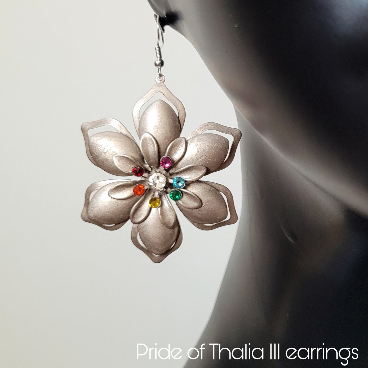 Deusa ex Machina collection: The Pride of Thalia earrings