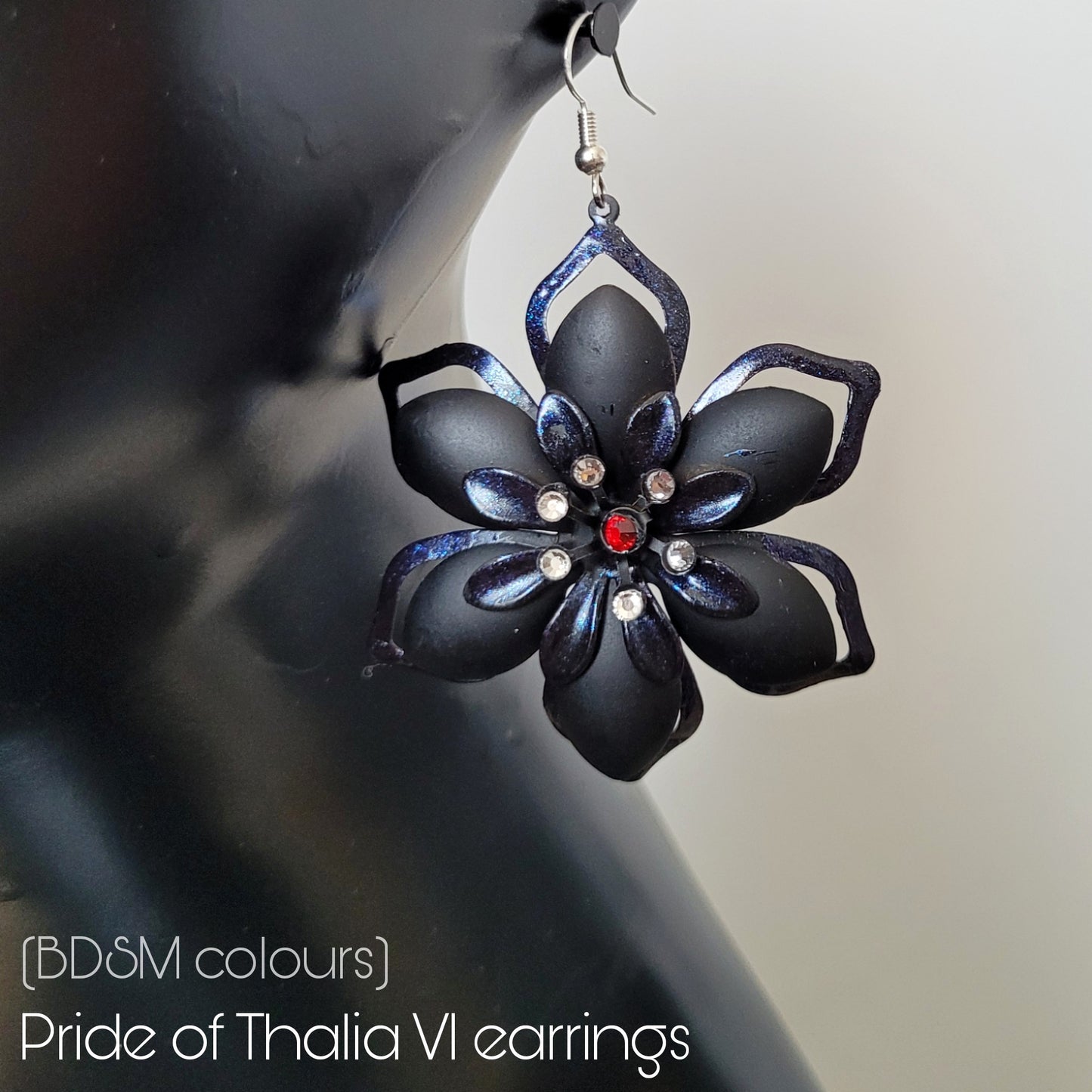 Deusa ex Machina collection: The Pride of Thalia earrings