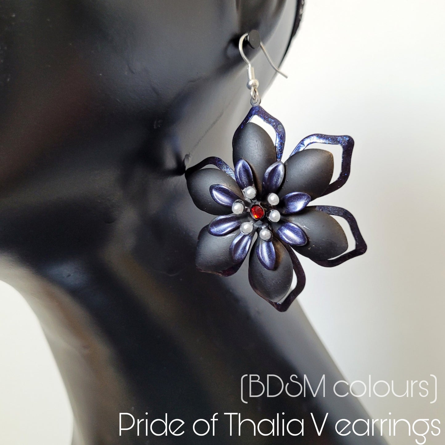 Deusa ex Machina collection: The Pride of Thalia earrings