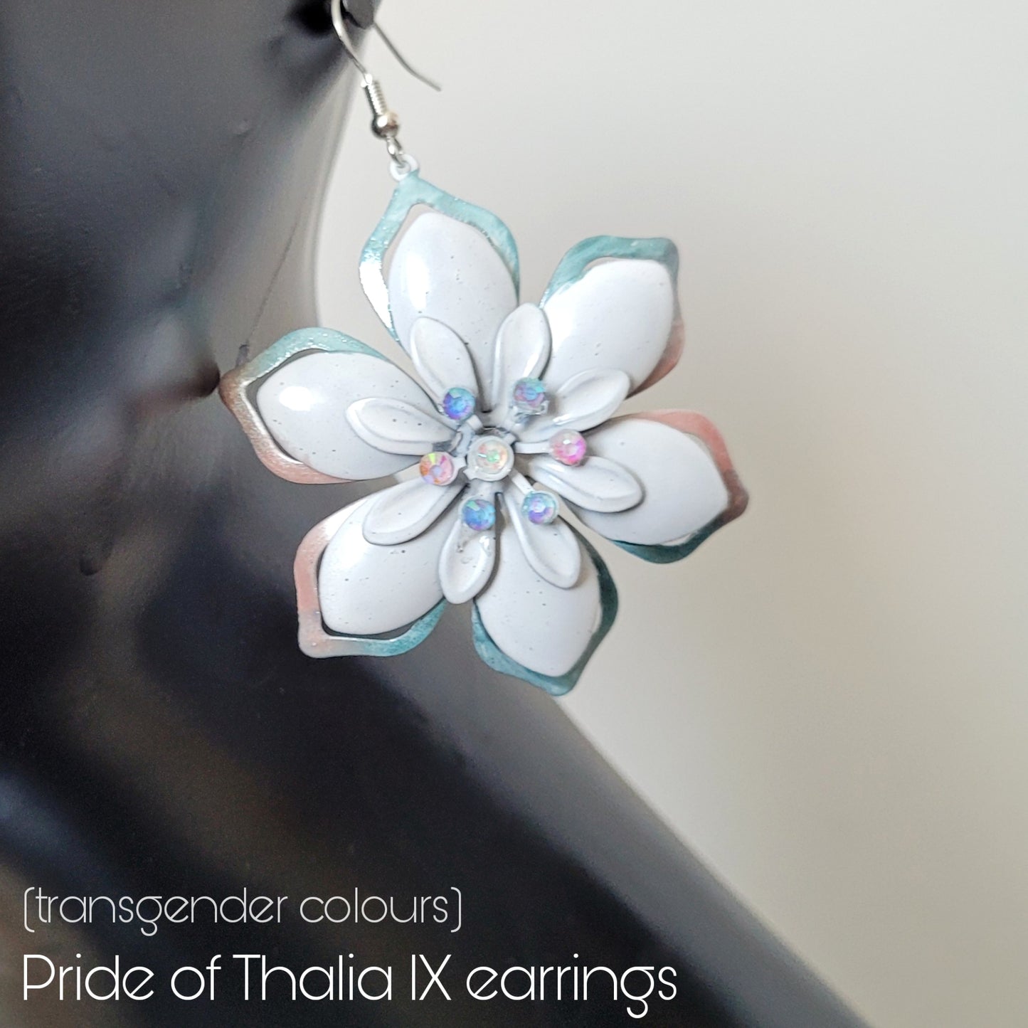 Deusa ex Machina collection: The Pride of Thalia earrings