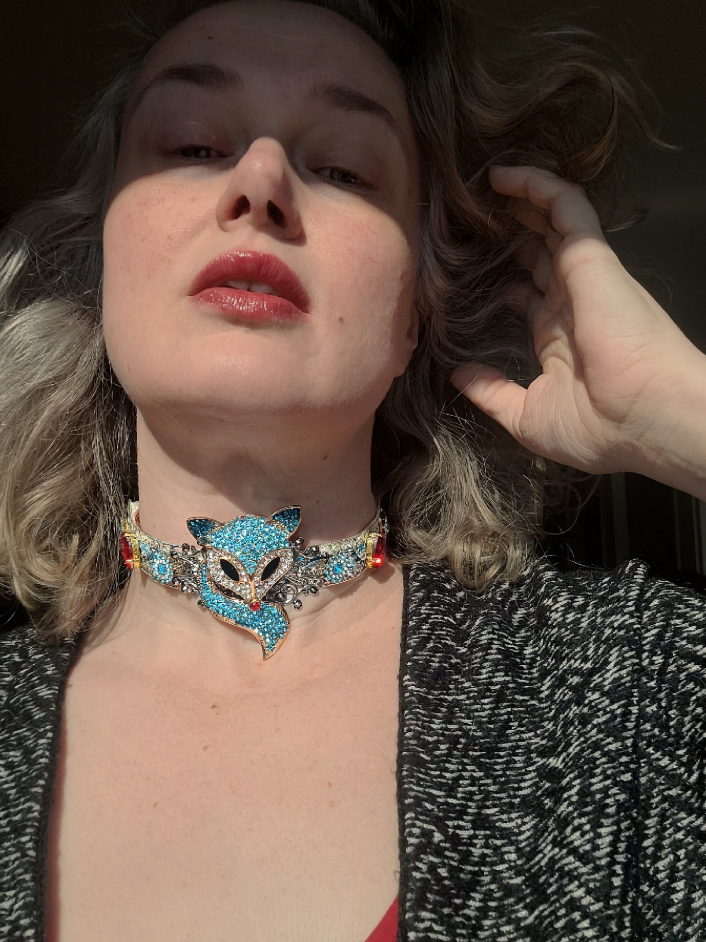 WhatEver collection: The Sly Fox metal choker with a turquoise blue fox, blood red drop shaped crystals, faux pearls and hight quality glass crystals
