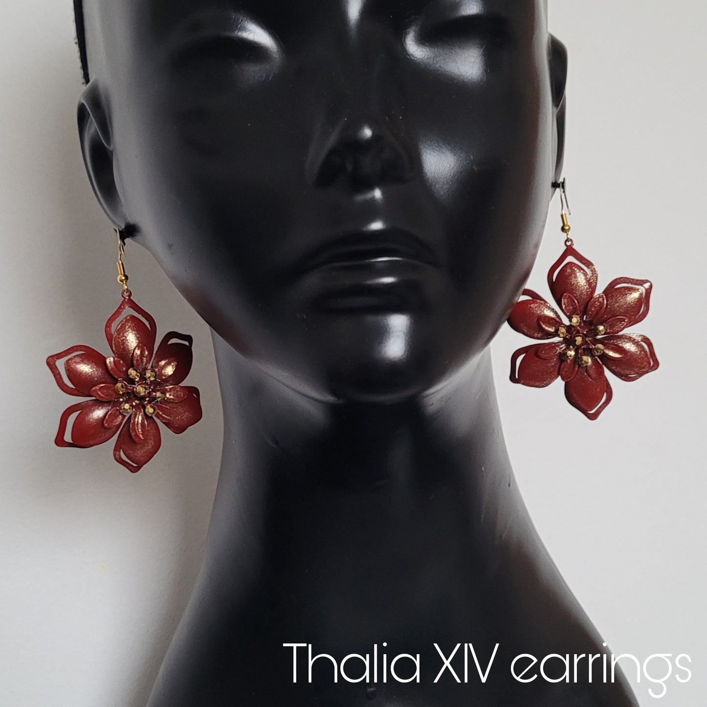 Deusa ex Machina collection: The Thalia earrings