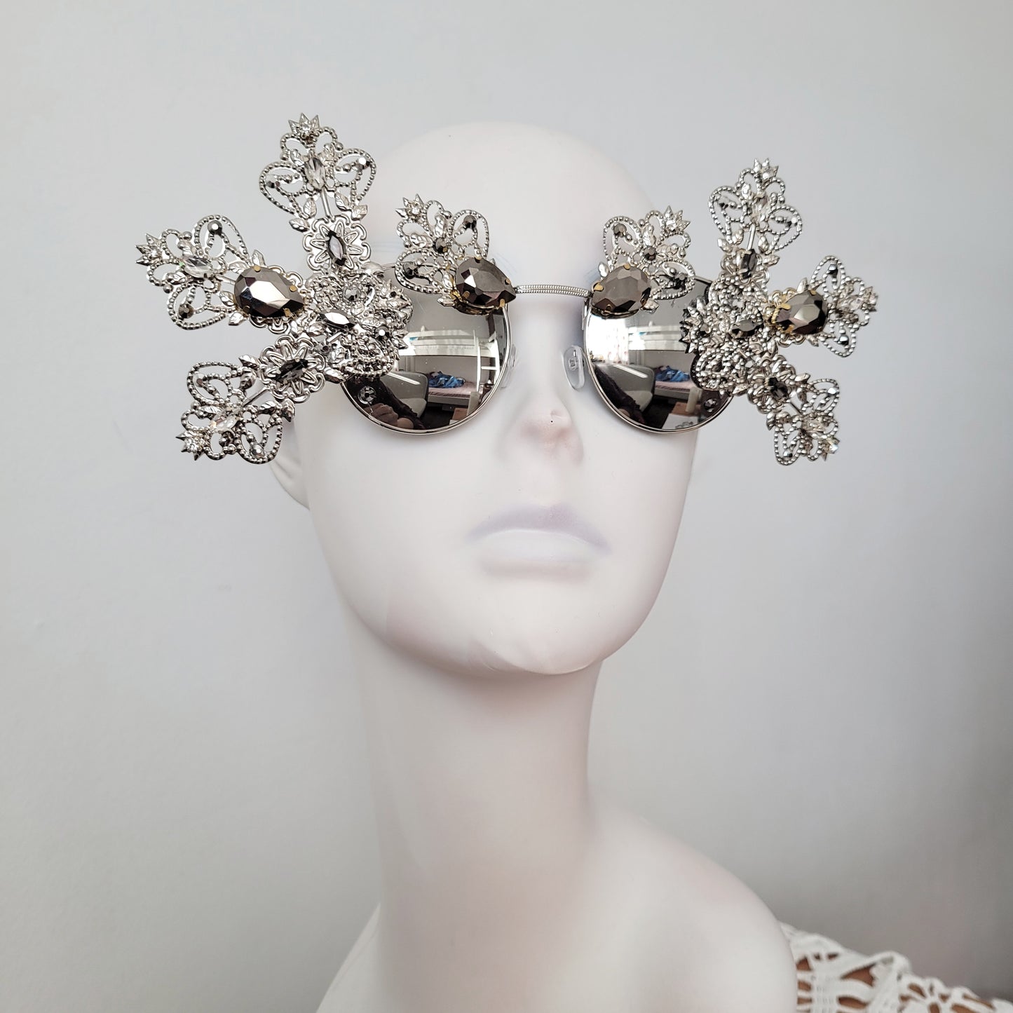 Liquid Mercury Collection: The Mercury Outburst showpiece sunglasses