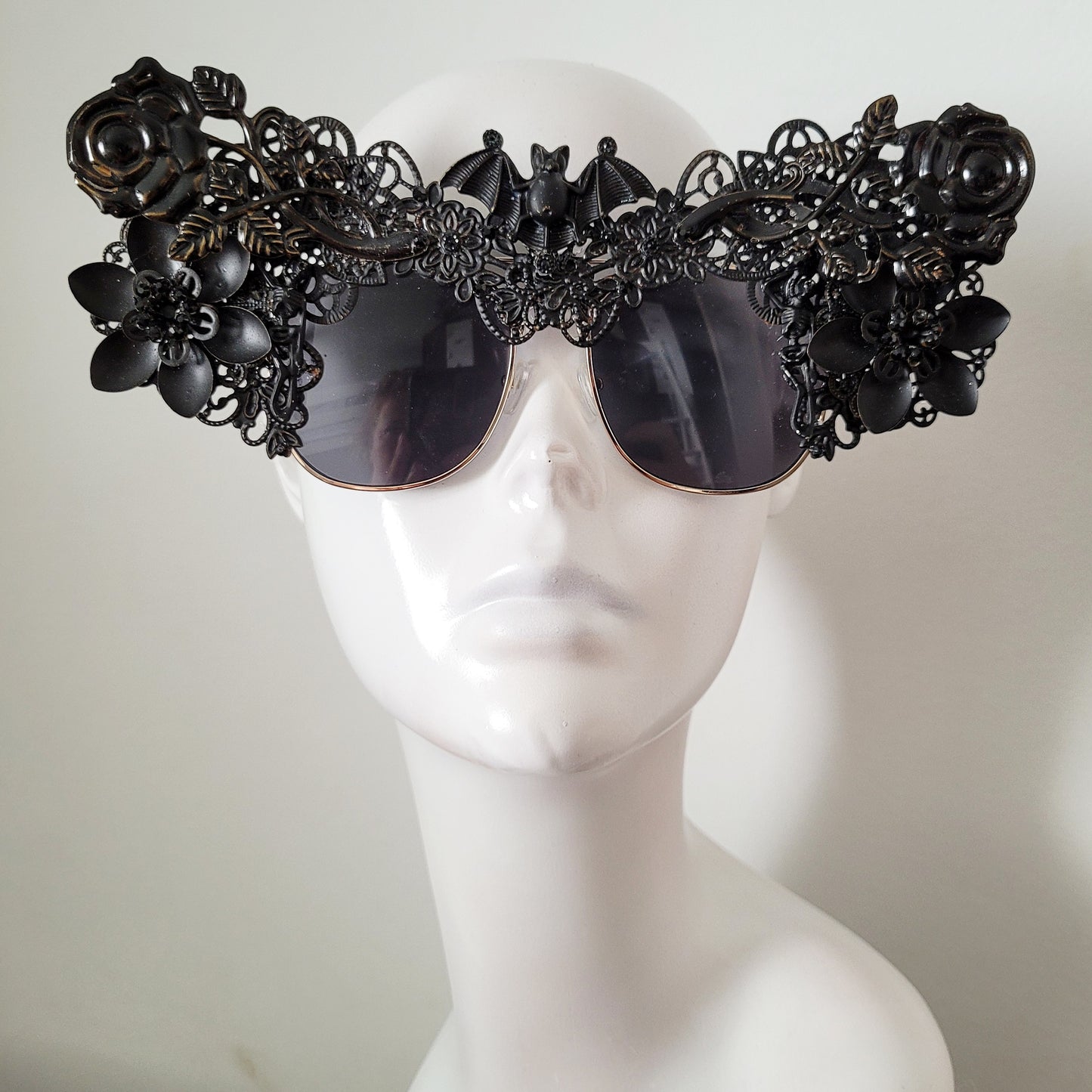 Midnight Garden Collection: The Ruler of Darkness Sunglasses