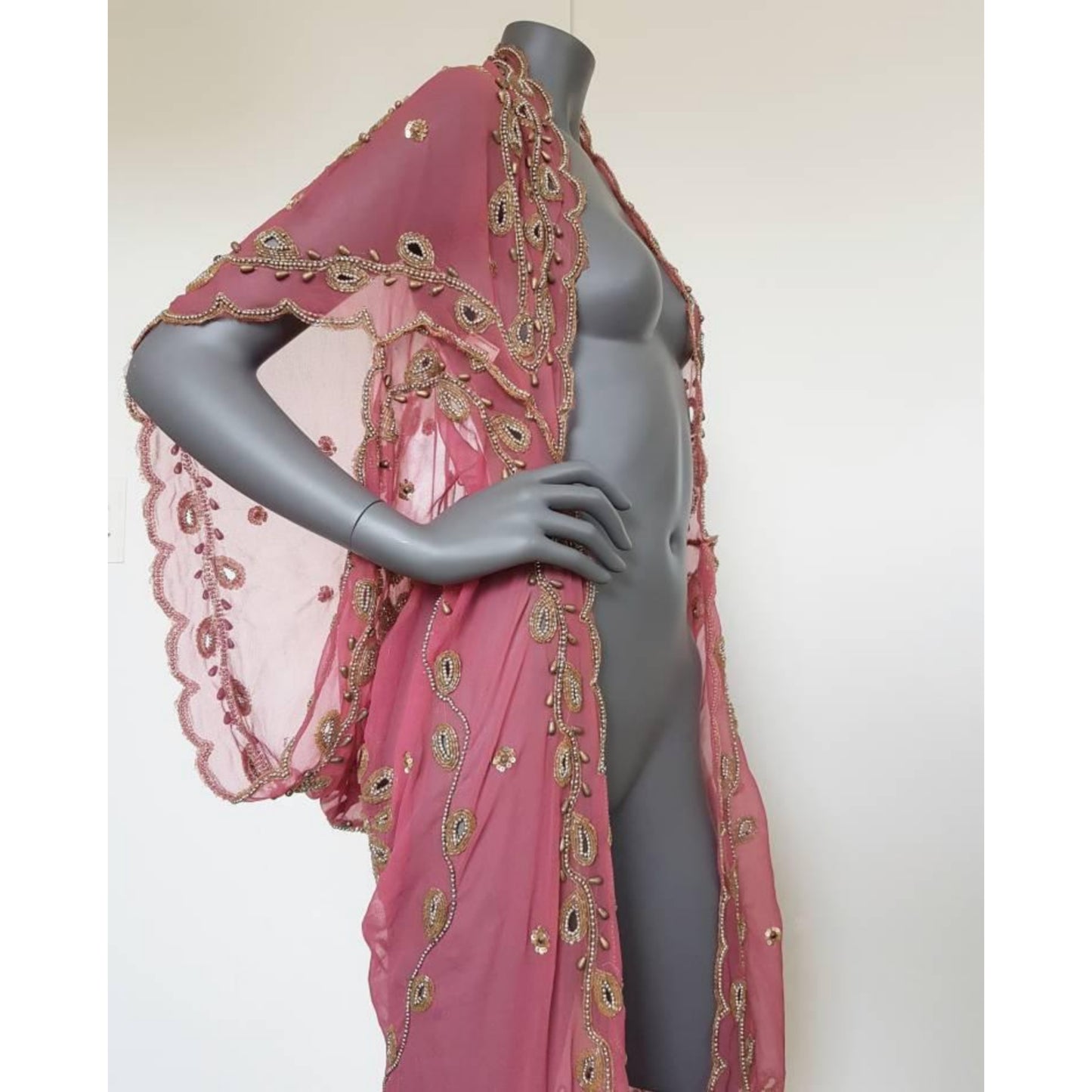 Draped warm pink kimono with beautiful hand embrodery with glass beads and cut outs (M)