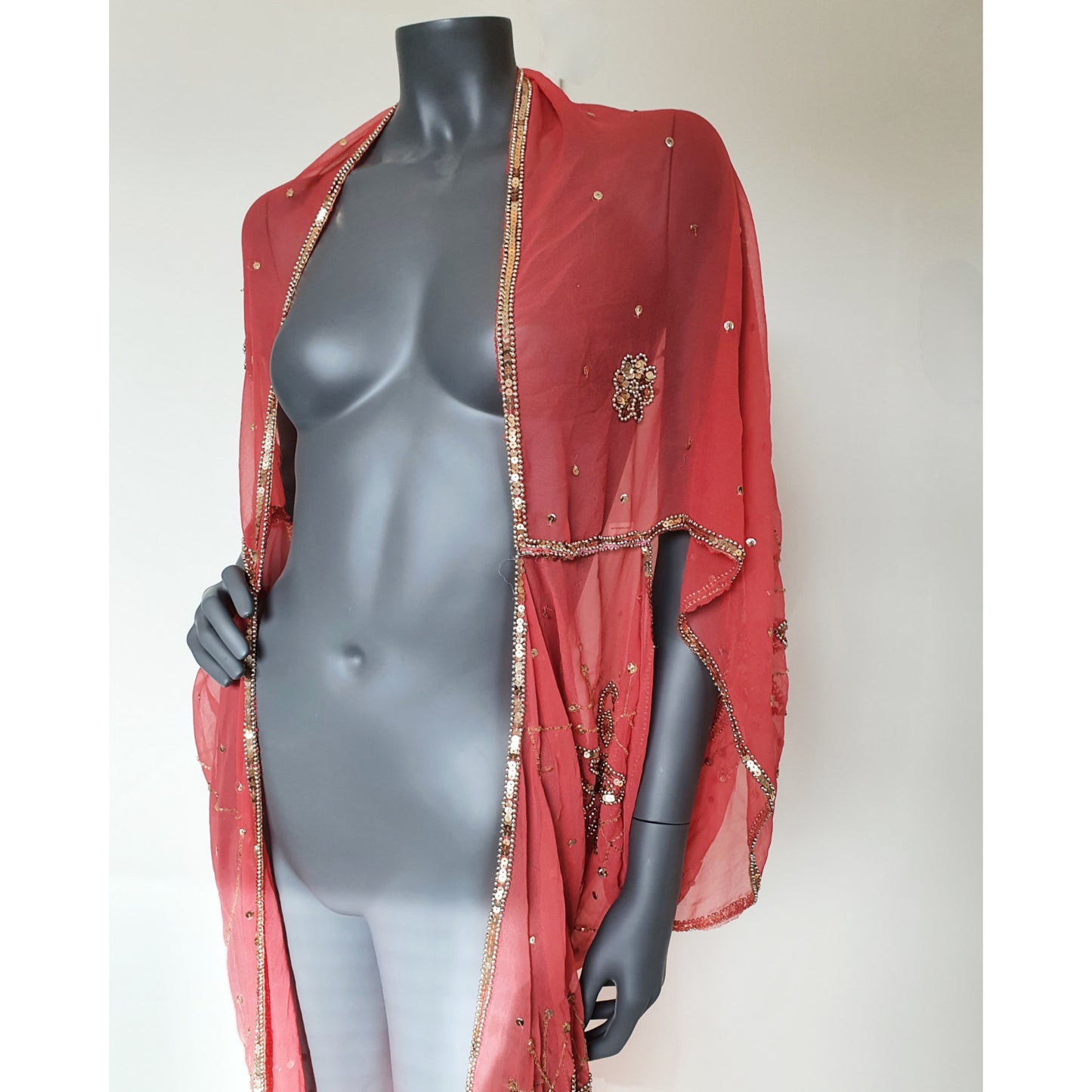Draped kimono in salmon pink with beautiful hand embroidery (M)