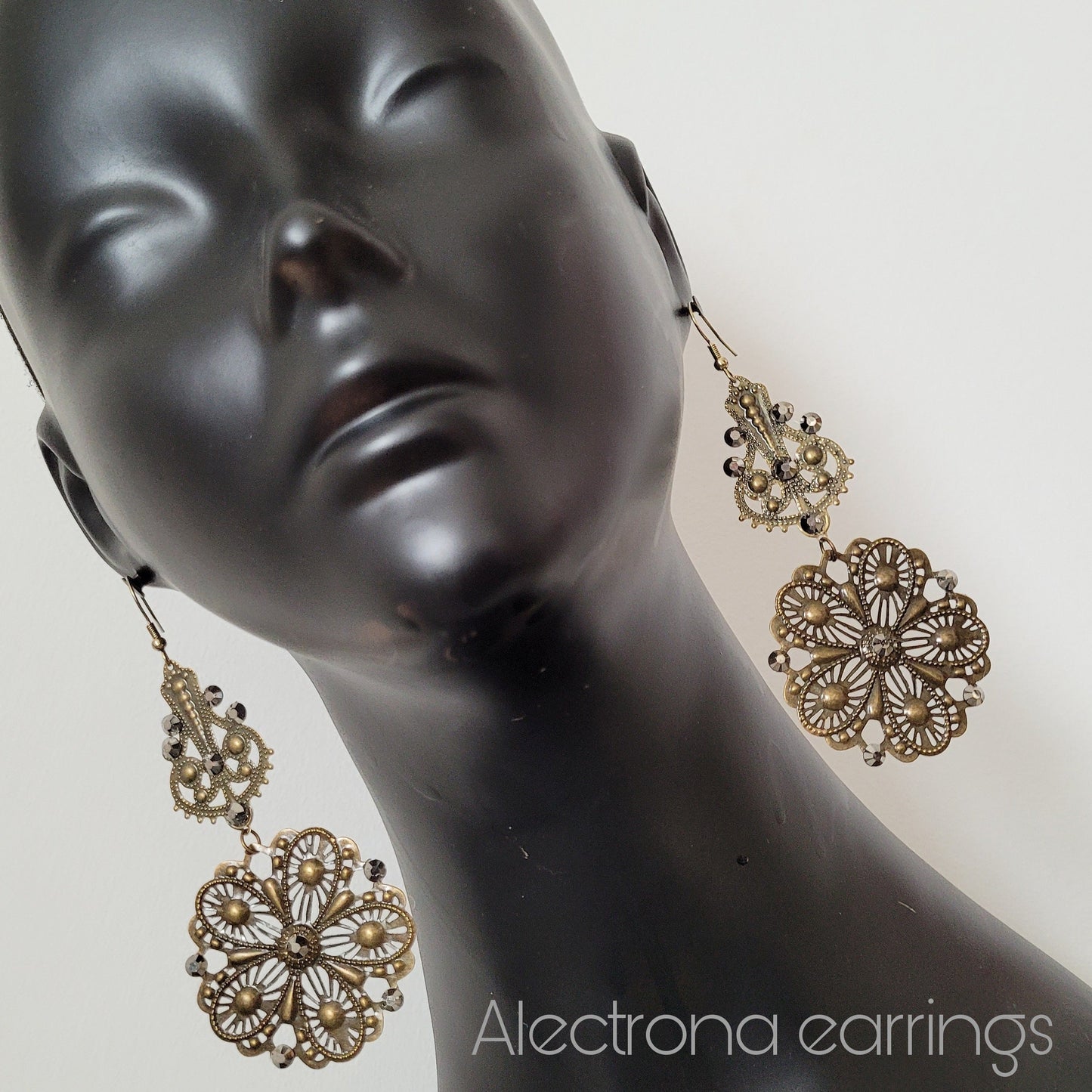 Deusa ex Machina collection: The Alectrona earrings (hook versions)