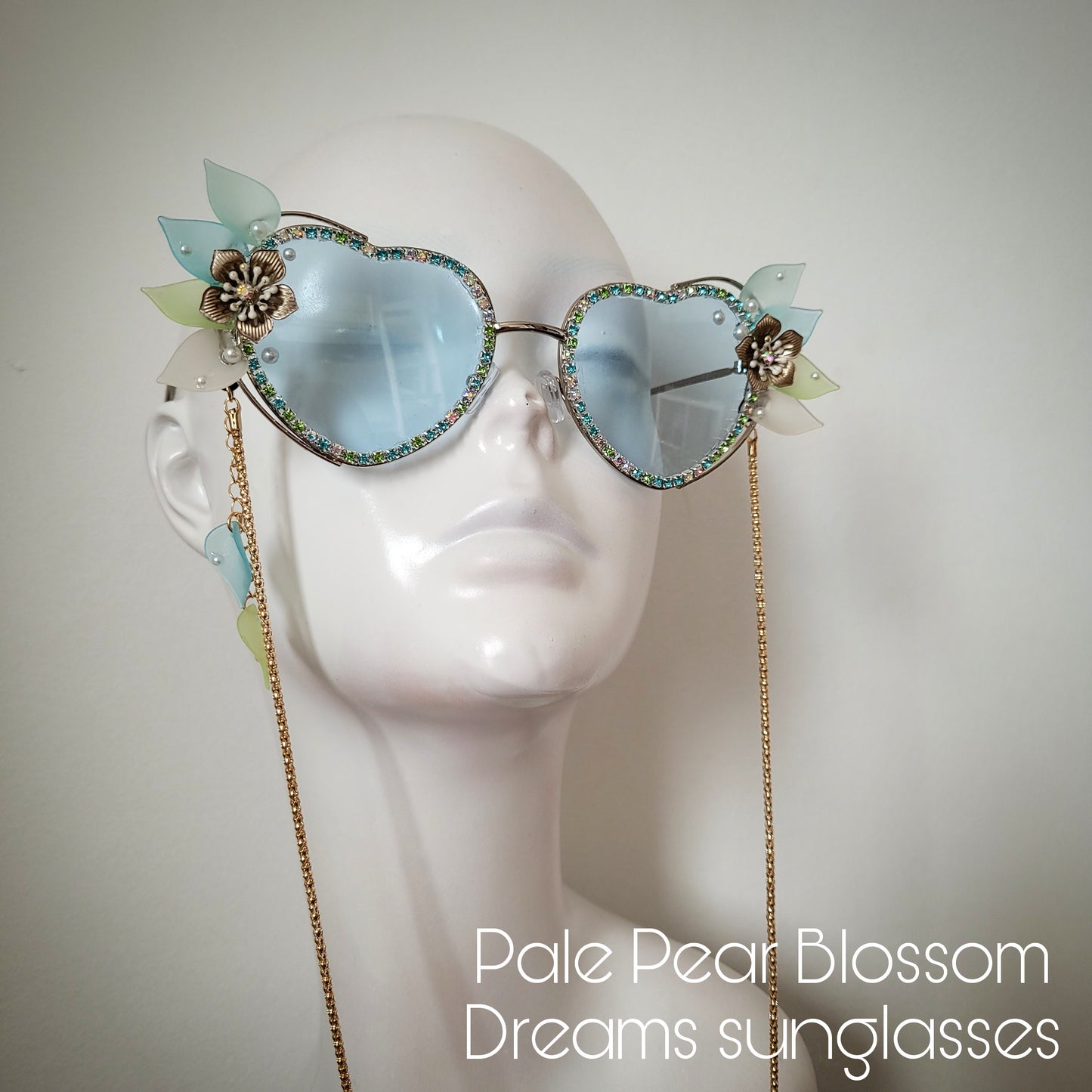 Bumblebee Dreams collection: the Pale Pear Blossom Dreams Sunglasses