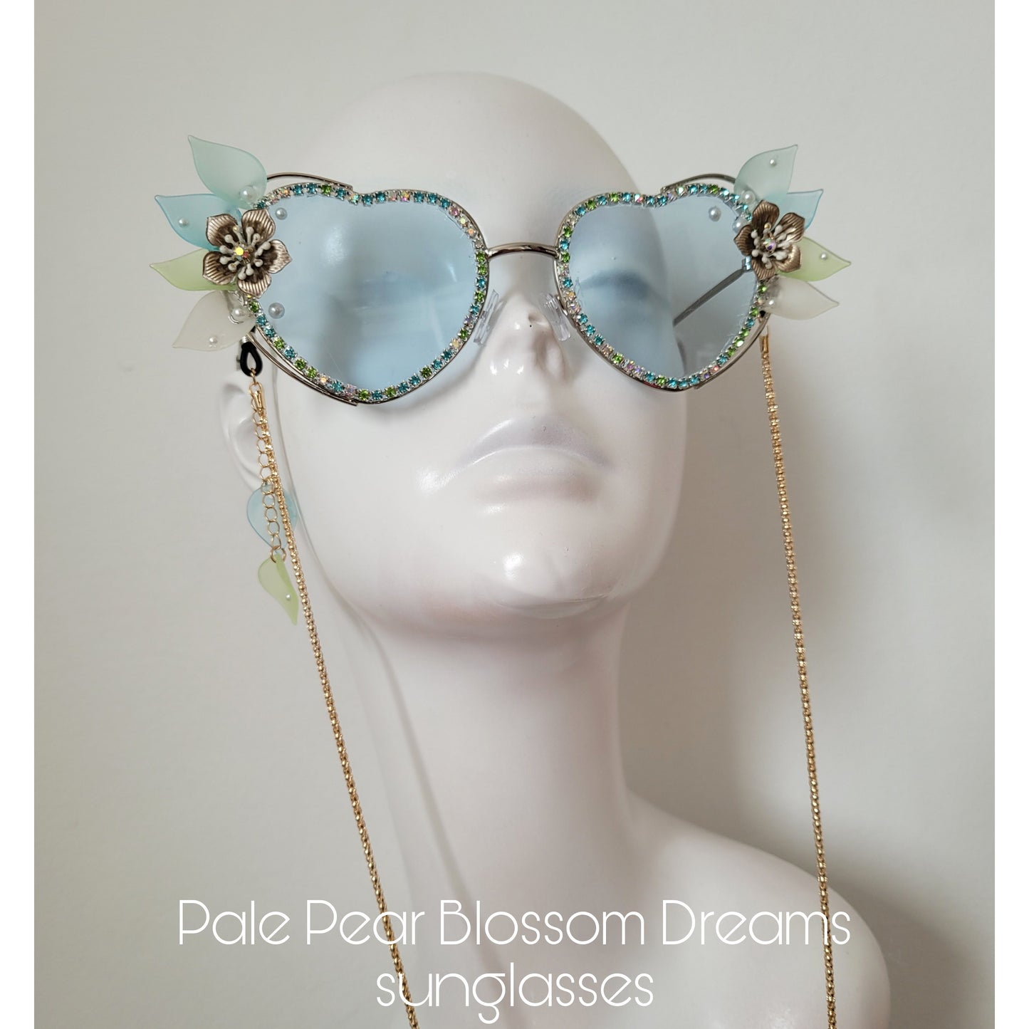 Bumblebee Dreams collection: the Pale Pear Blossom Dreams Sunglasses