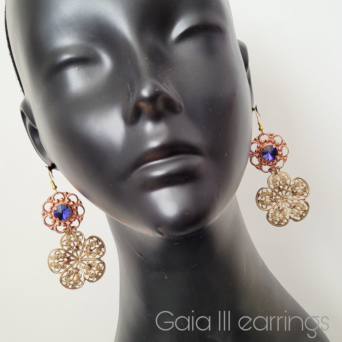 Deusa ex Machina collection: The Gaia earrings
