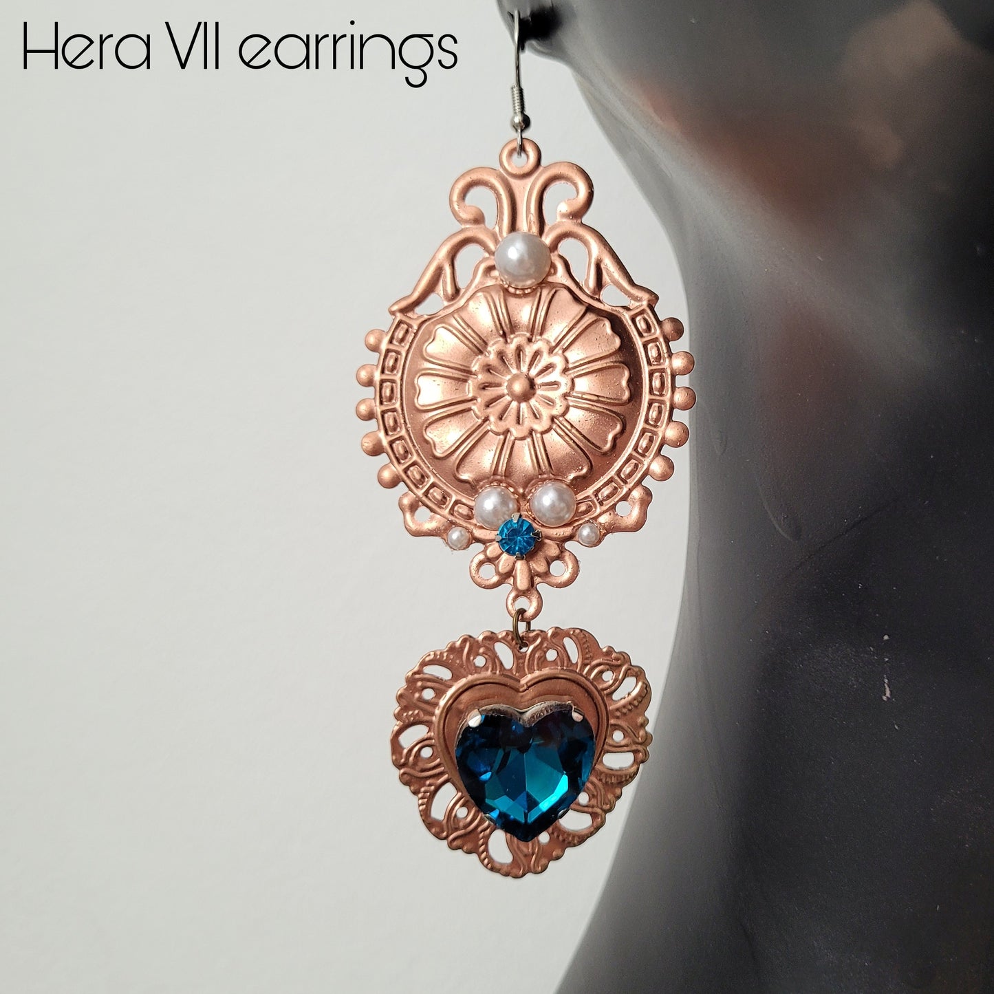 Deusa ex Machina collection: The Hera earrings