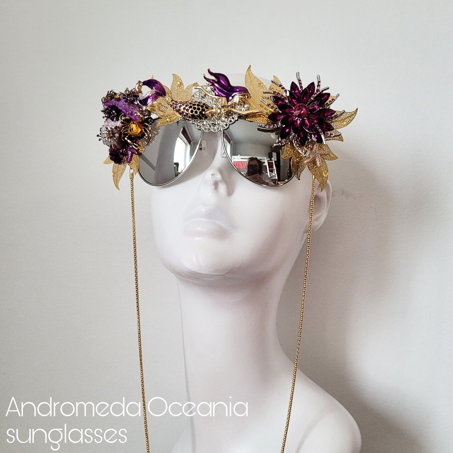 Shifting Depths collection: the Andromeda Oceania sculptural sunglasses