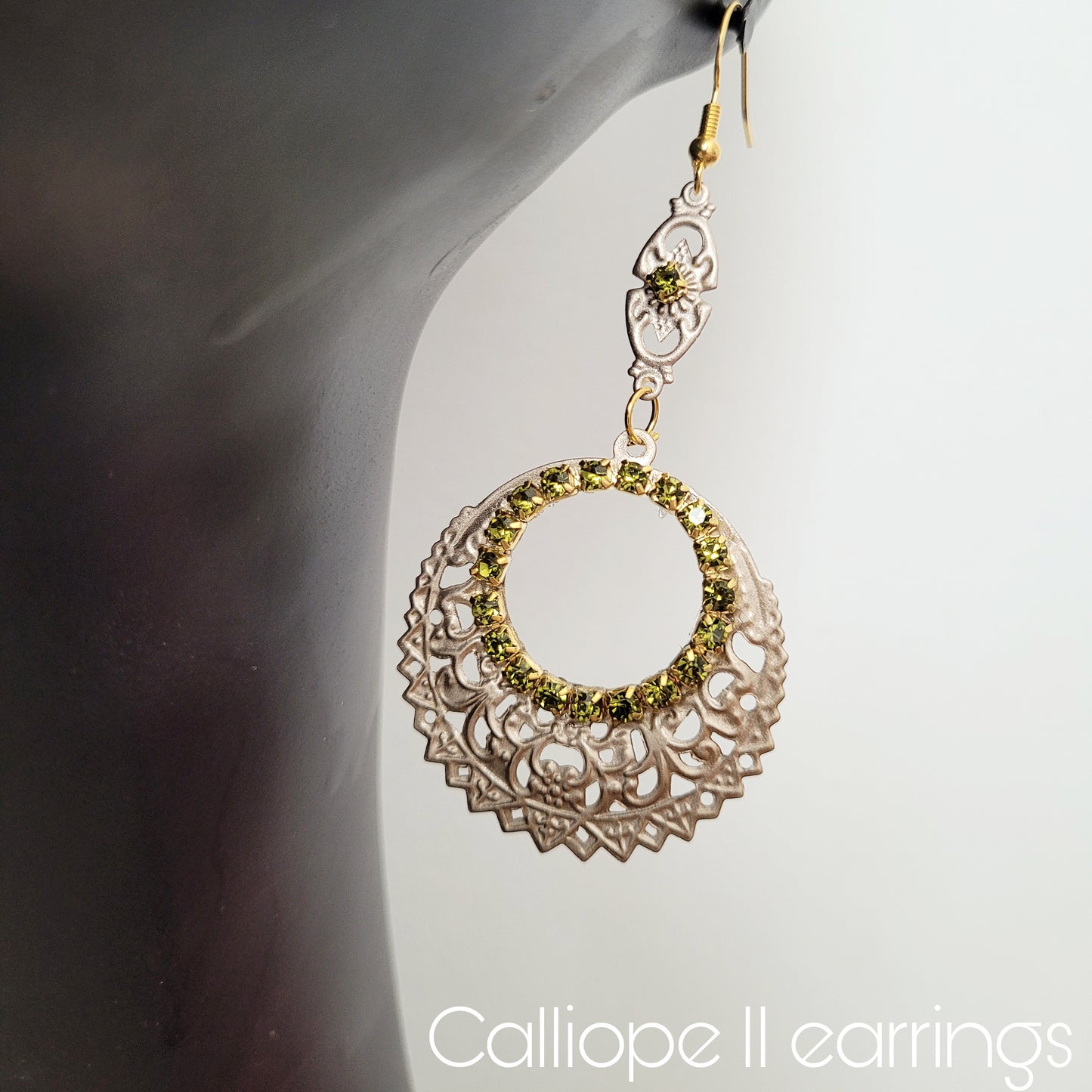 Deusa ex Machina collection: The Calliope earrings