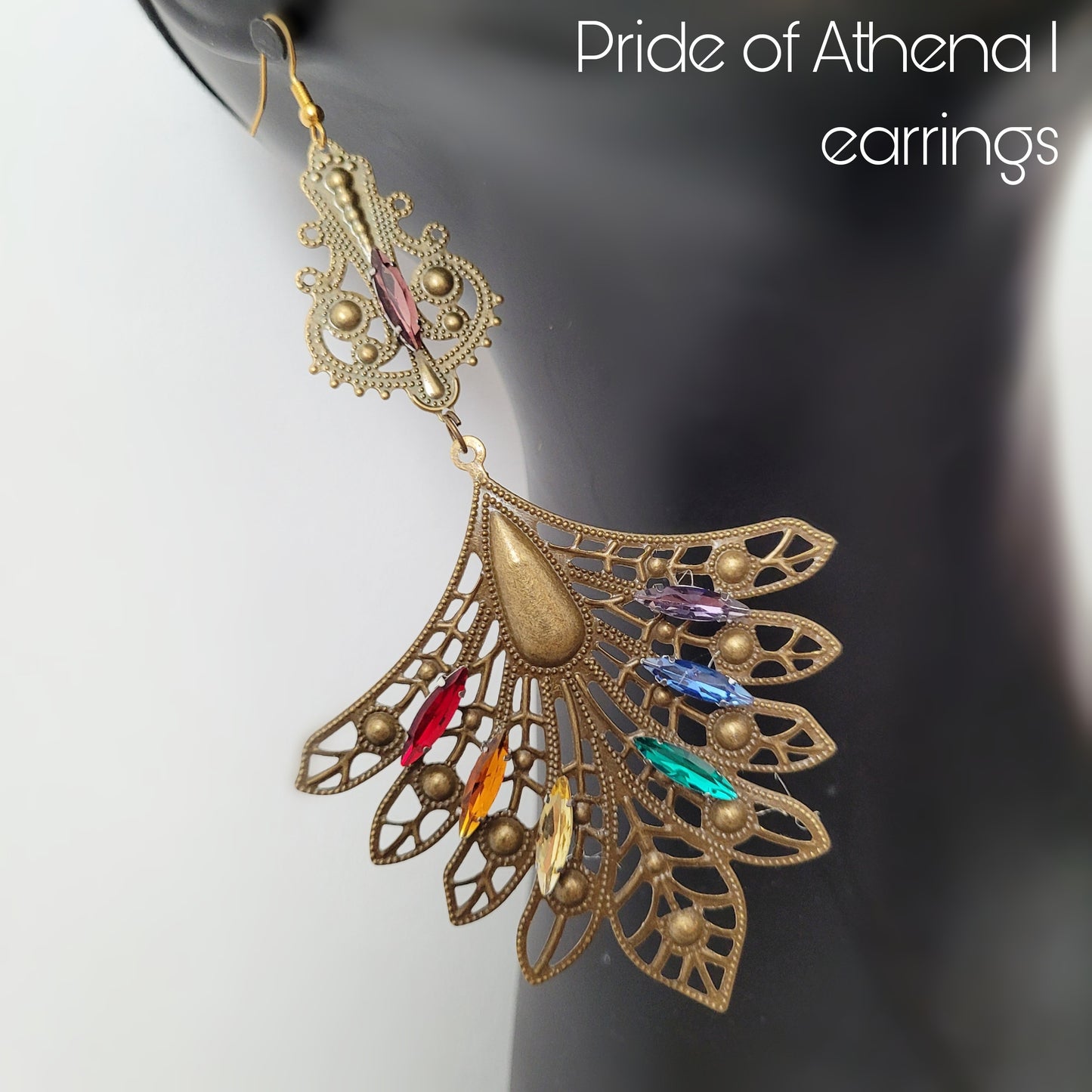 Deusa ex Machina collection: The Pride of Athena earrings