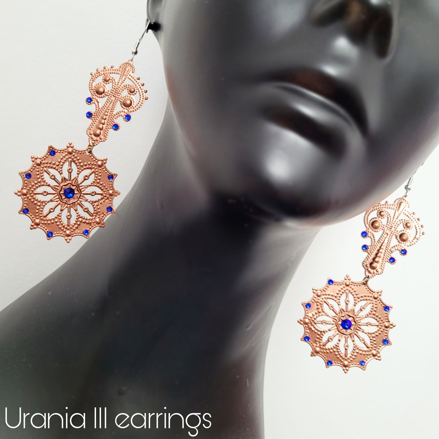 Deusa ex Machina collection: The Urania earrings