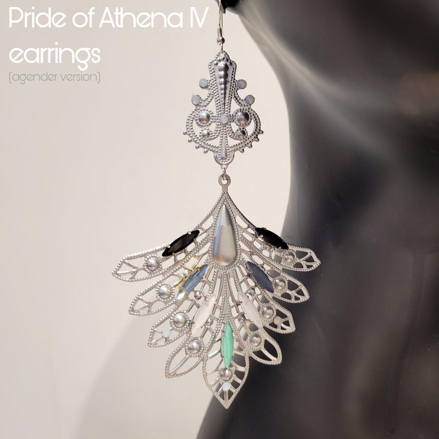 Deusa ex Machina collection: The Pride of Athena earrings